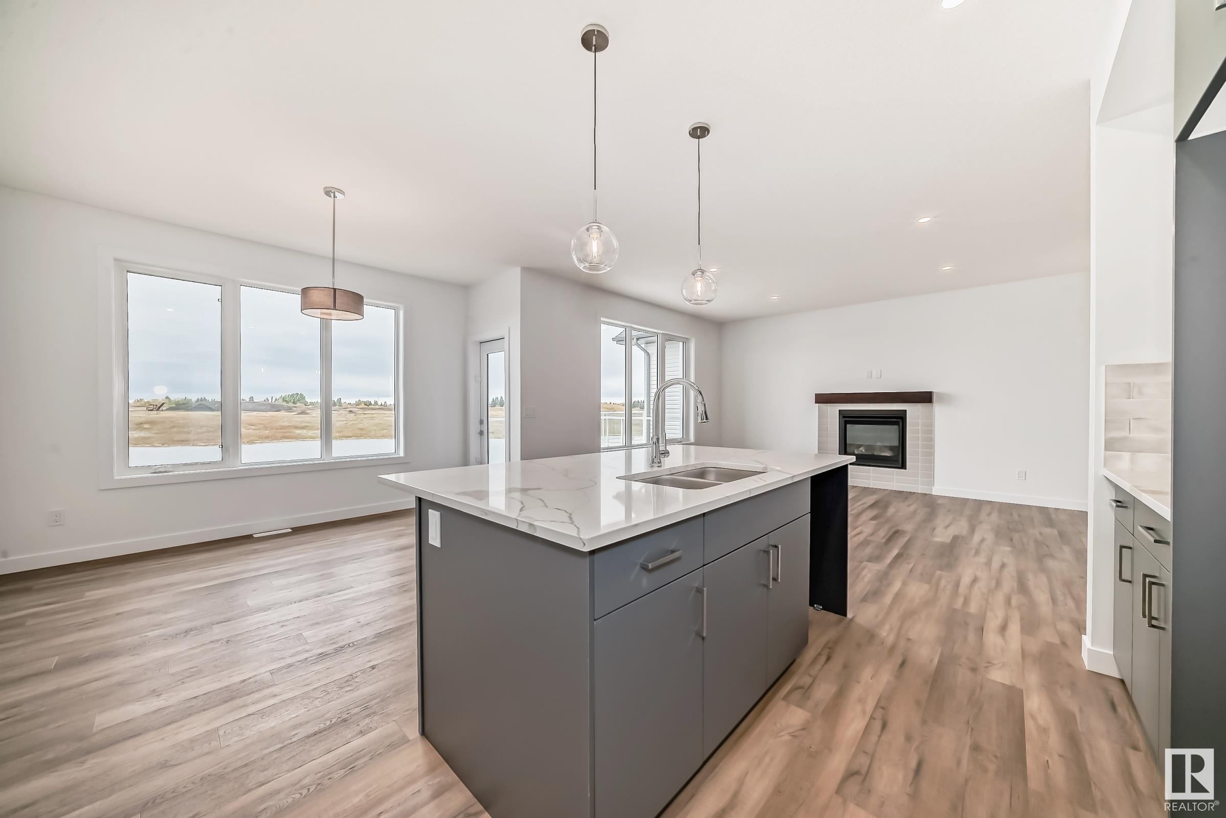 Photo 14 at 10226 92a Avenue, Morinville