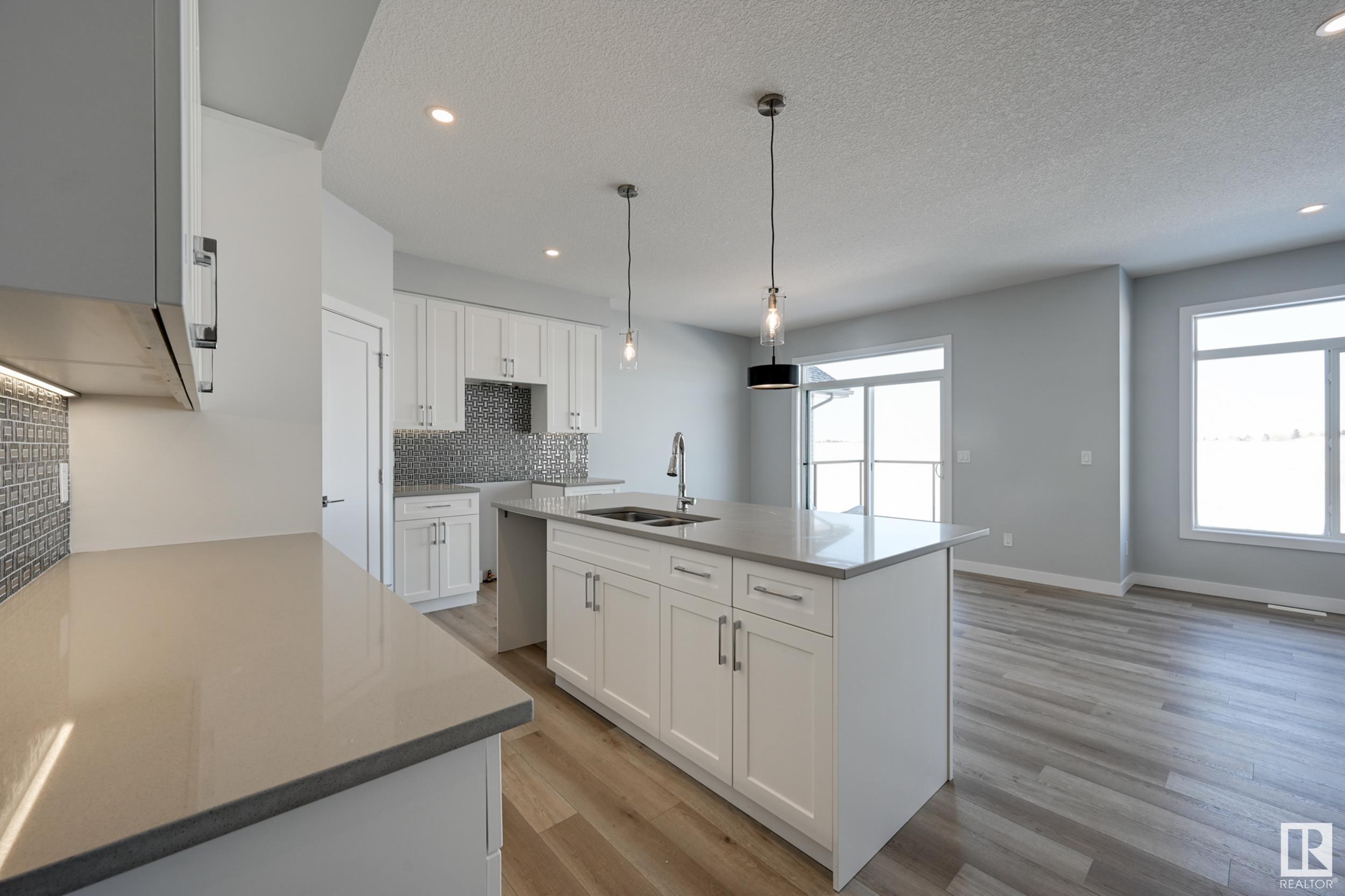 Photo 6 at 10214 92a Avenue, Morinville