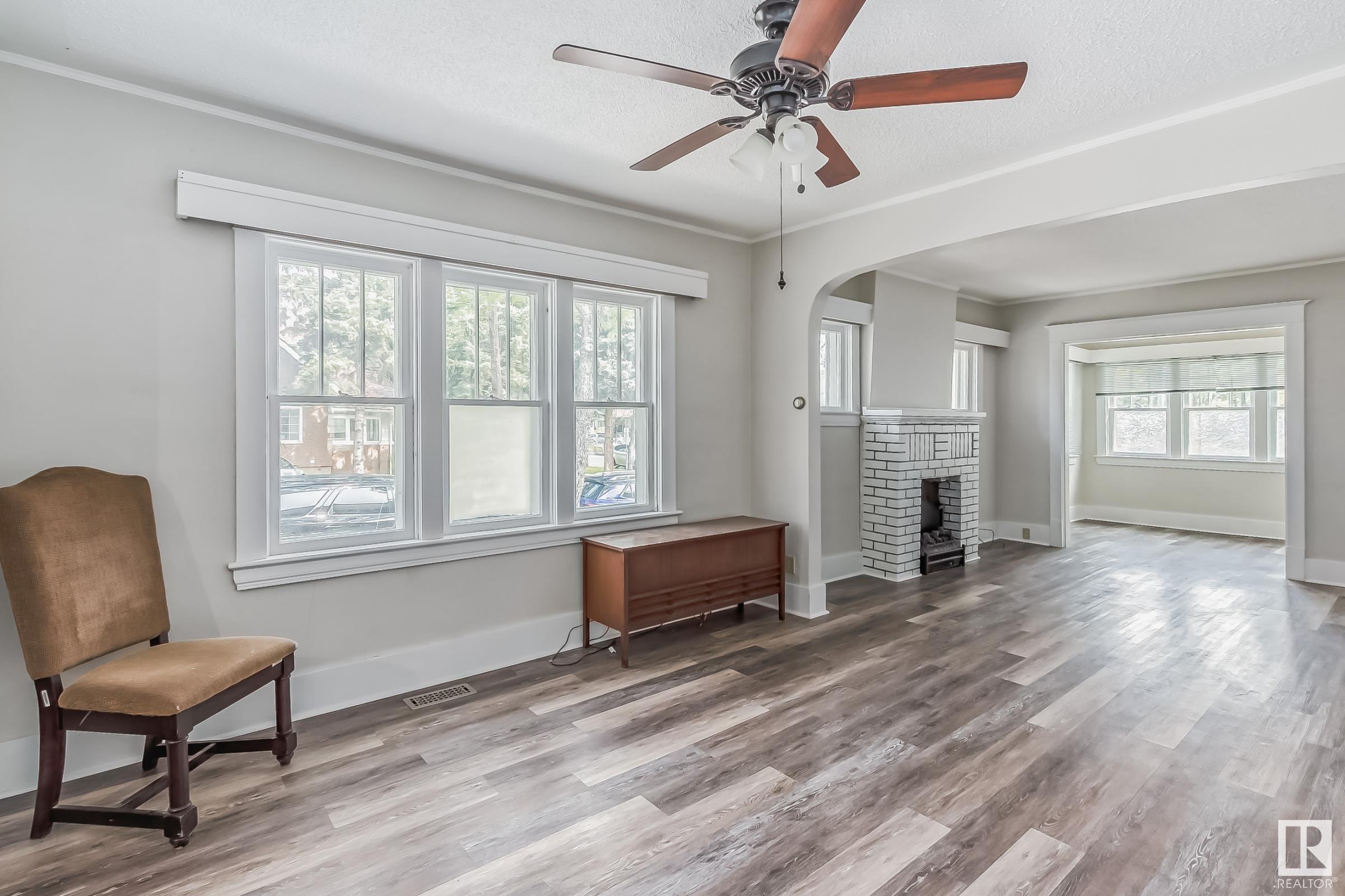 Photo 11 at 11164 97 Street NW, Spruce Avenue, Edmonton