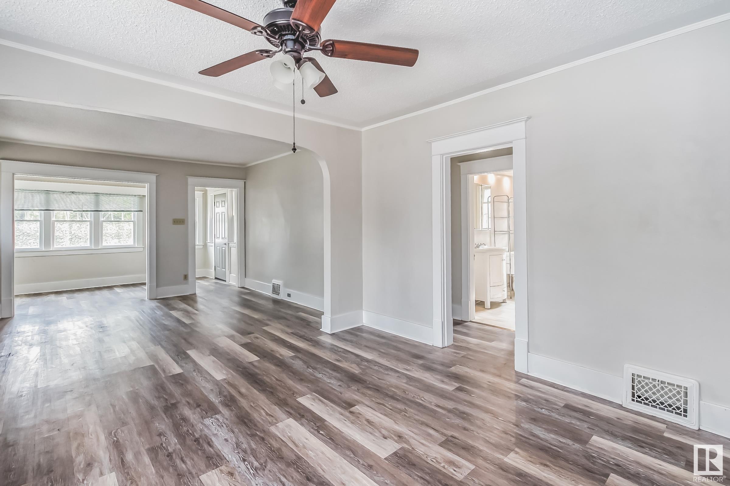 Photo 12 at 11164 97 Street NW, Spruce Avenue, Edmonton