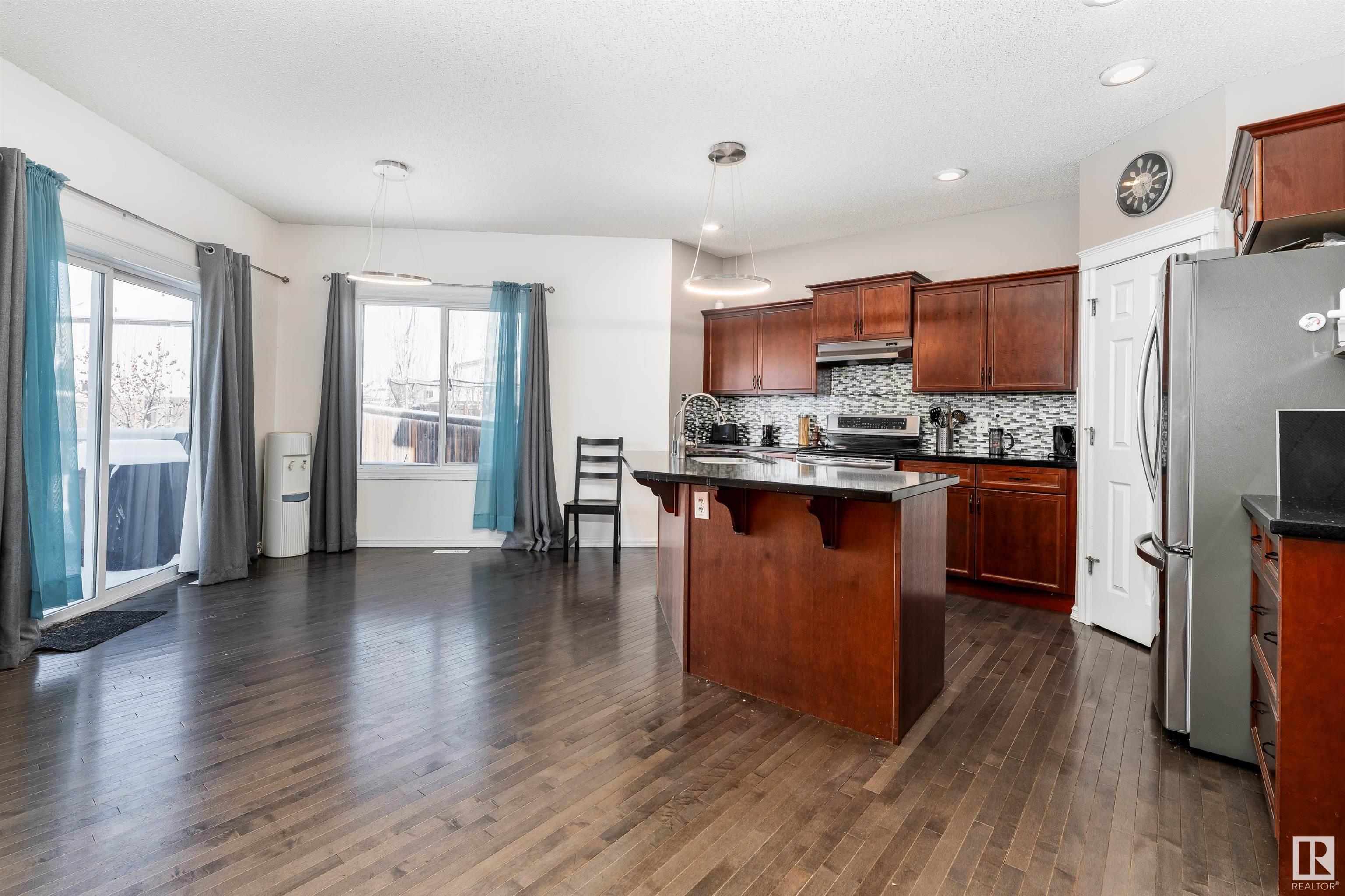 Photo 2 at 10302 96 Street, Morinville