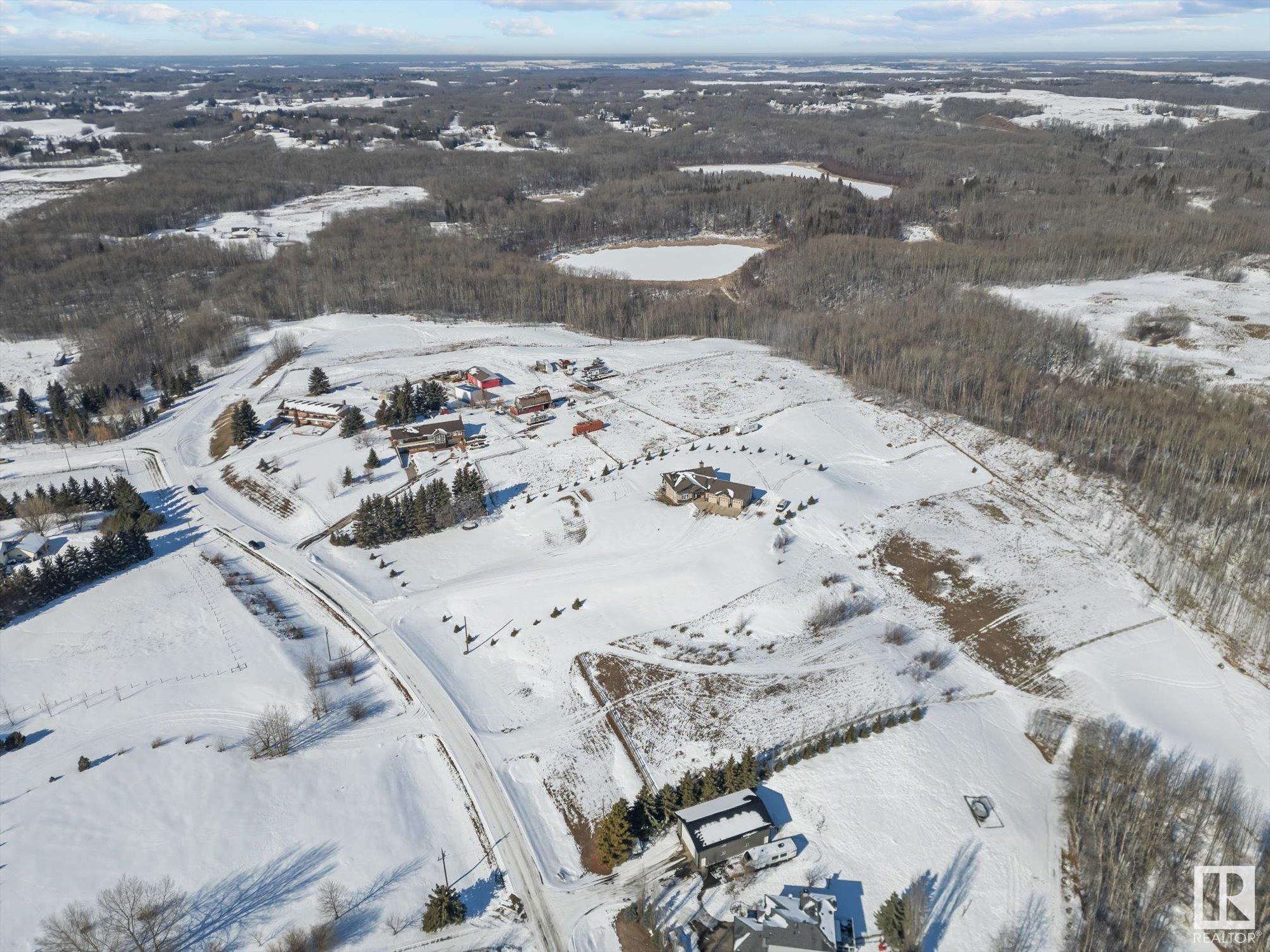 Photo 11 at 22 53302 Rge Rd 12, Partridge Place, Rural Parkland County