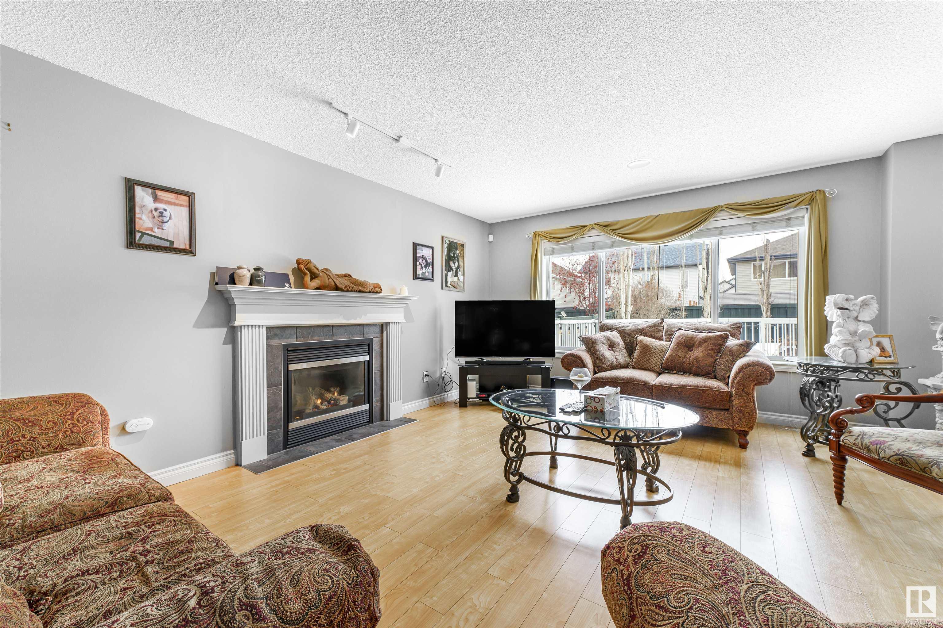 http://cdnparap120.paragonrels.com/ParagonImages/Property/p12/RAE/225340096/9/0/0/c983fd5112fff5d2016e4c7a65cfd938/1/e5ecc4af1206240a95fb03ca64ba6579/225340096-0679a5ba-ba63-46fe-ac2e-453206477ec6.JPG
