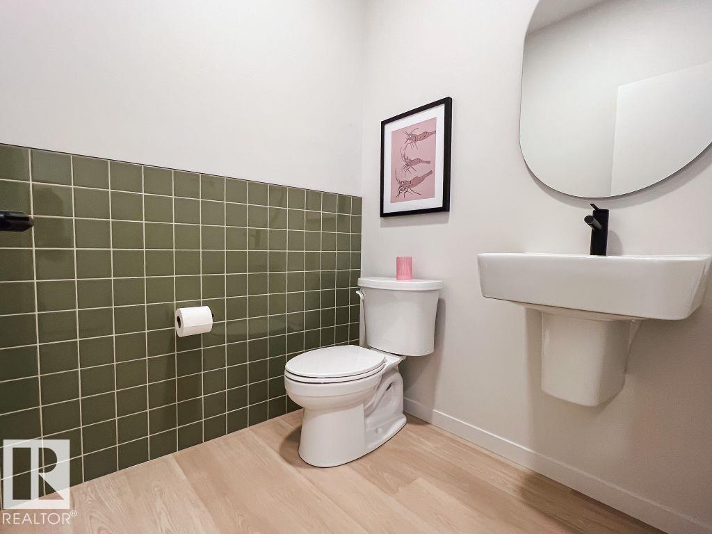 Photo 5 at 5105 69 Street, Elan, Beaumont