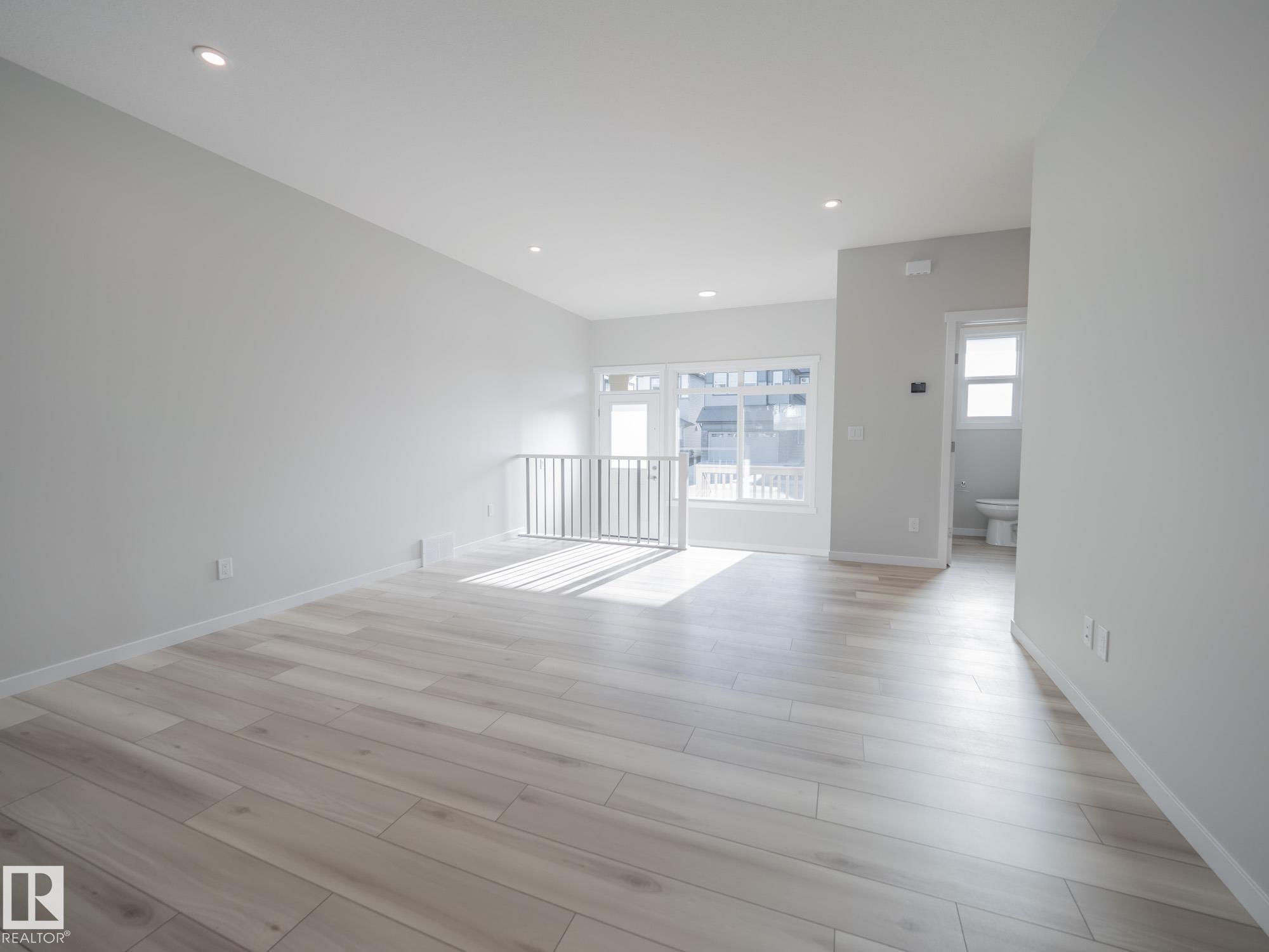 Photo 5 at 11 Nerine Crescent, North Ridge, St. Albert