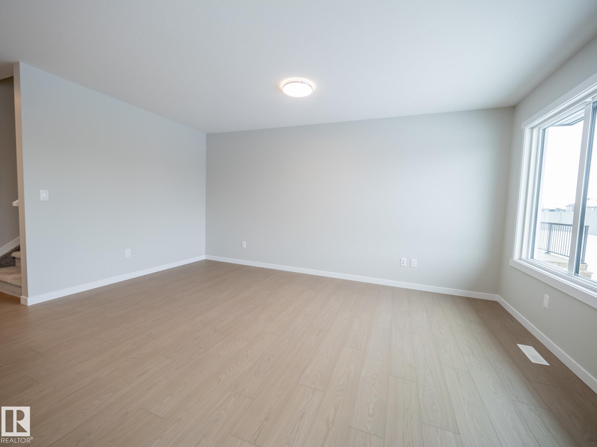 Photo 7 at 91 Rosewood Way, Riverside, St. Albert