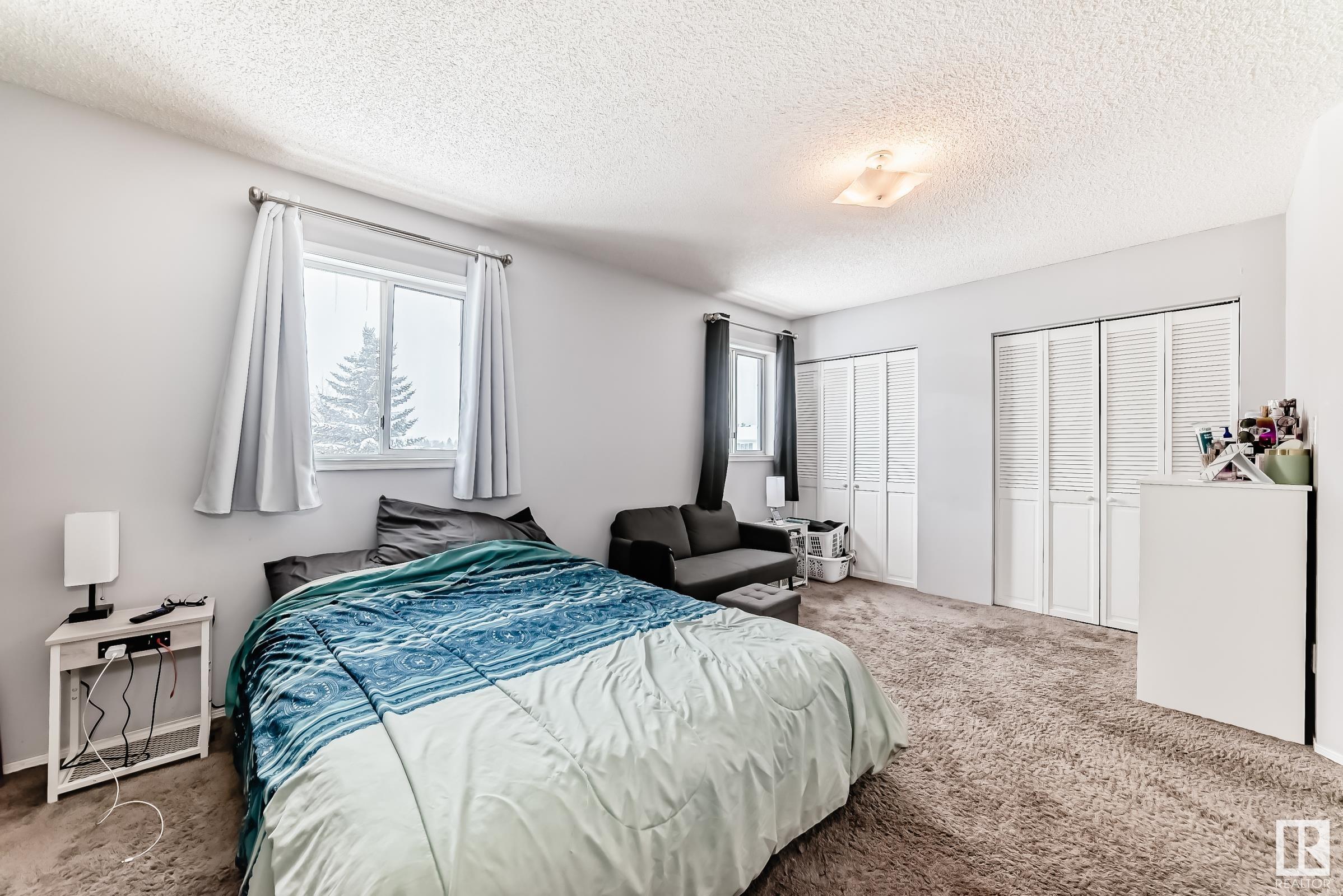 http://cdnparap120.paragonrels.com/ParagonImages/Property/p12/RAE/225341042/18/0/0/b7718d71cbe1852602f981dde7e009d4/1/9b72125caa5f558fa5d4433d768ad727/225341042-19cdff51-da3c-47d1-90a7-86df1c72baf5.JPG