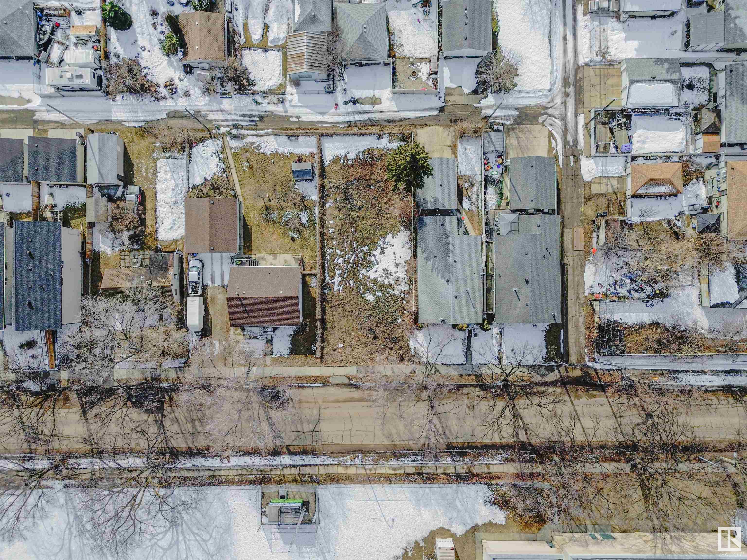 Photo 11 at 3635 114 Avenue NW, Beverly Heights, Edmonton