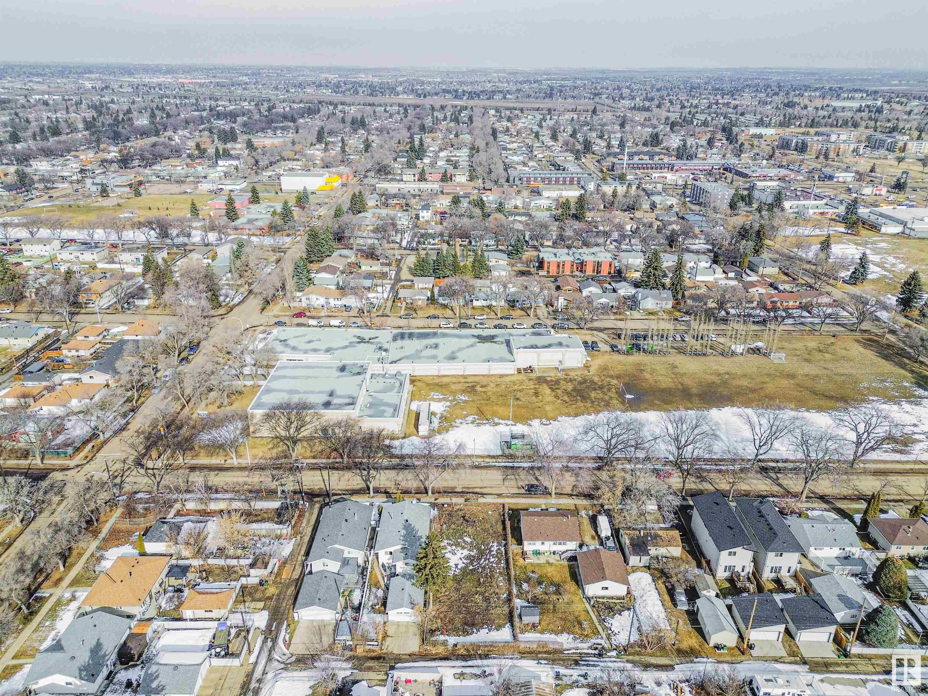 Photo 13 at 3635 114 Avenue NW, Beverly Heights, Edmonton