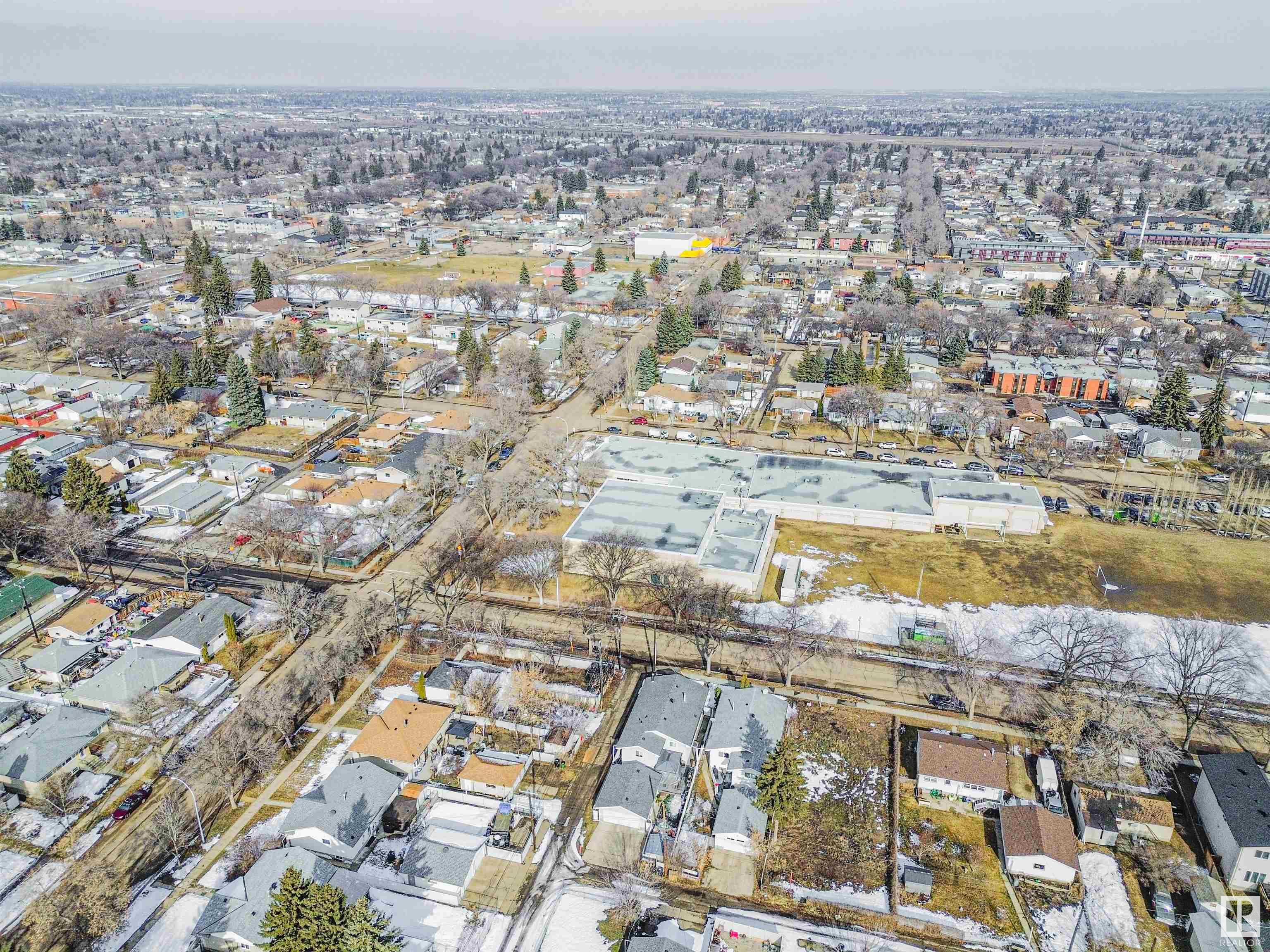Photo 14 at 3635 114 Avenue NW, Beverly Heights, Edmonton