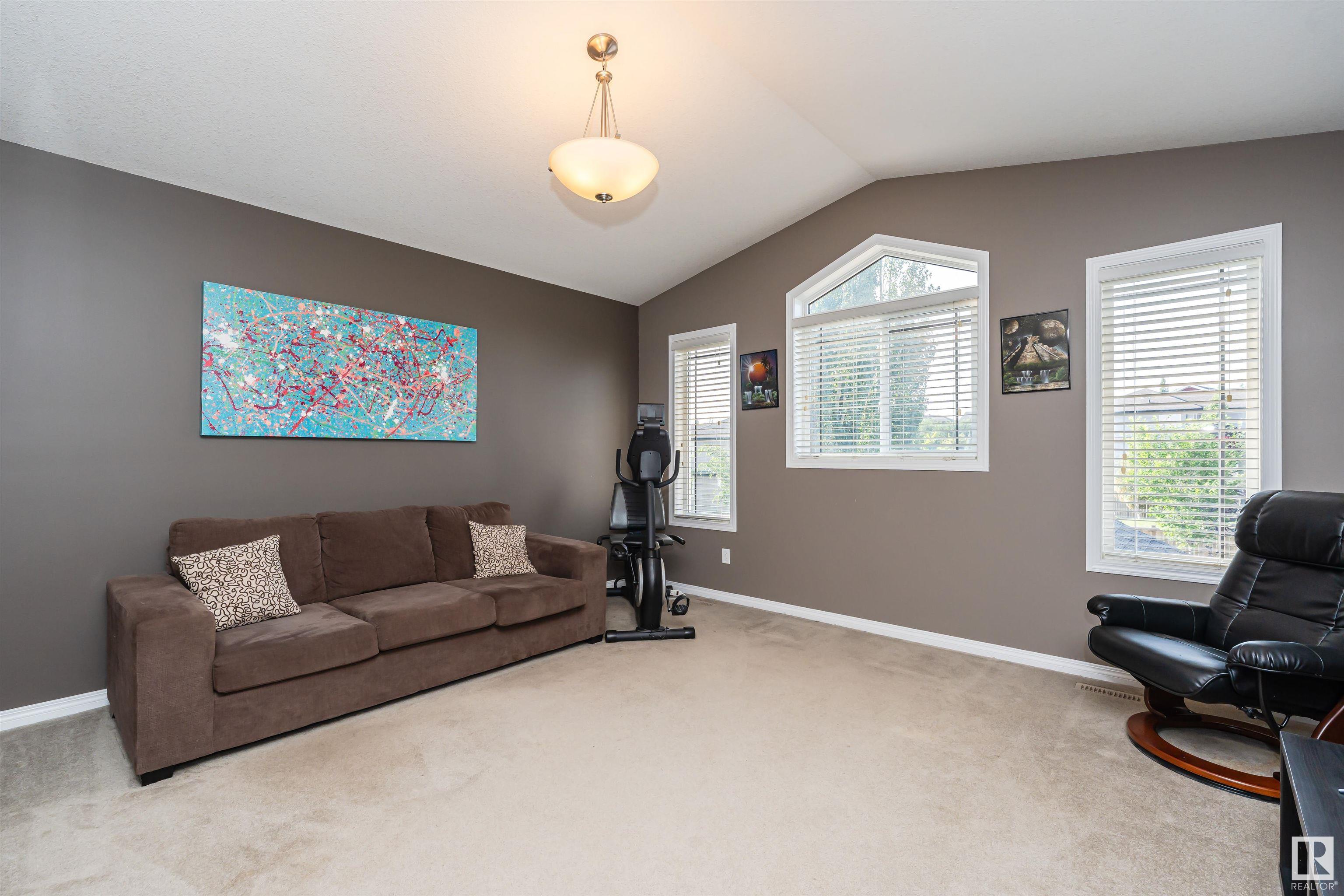 Photo 39 at 72 Rue Blanchard, Coloniale Estates, Beaumont