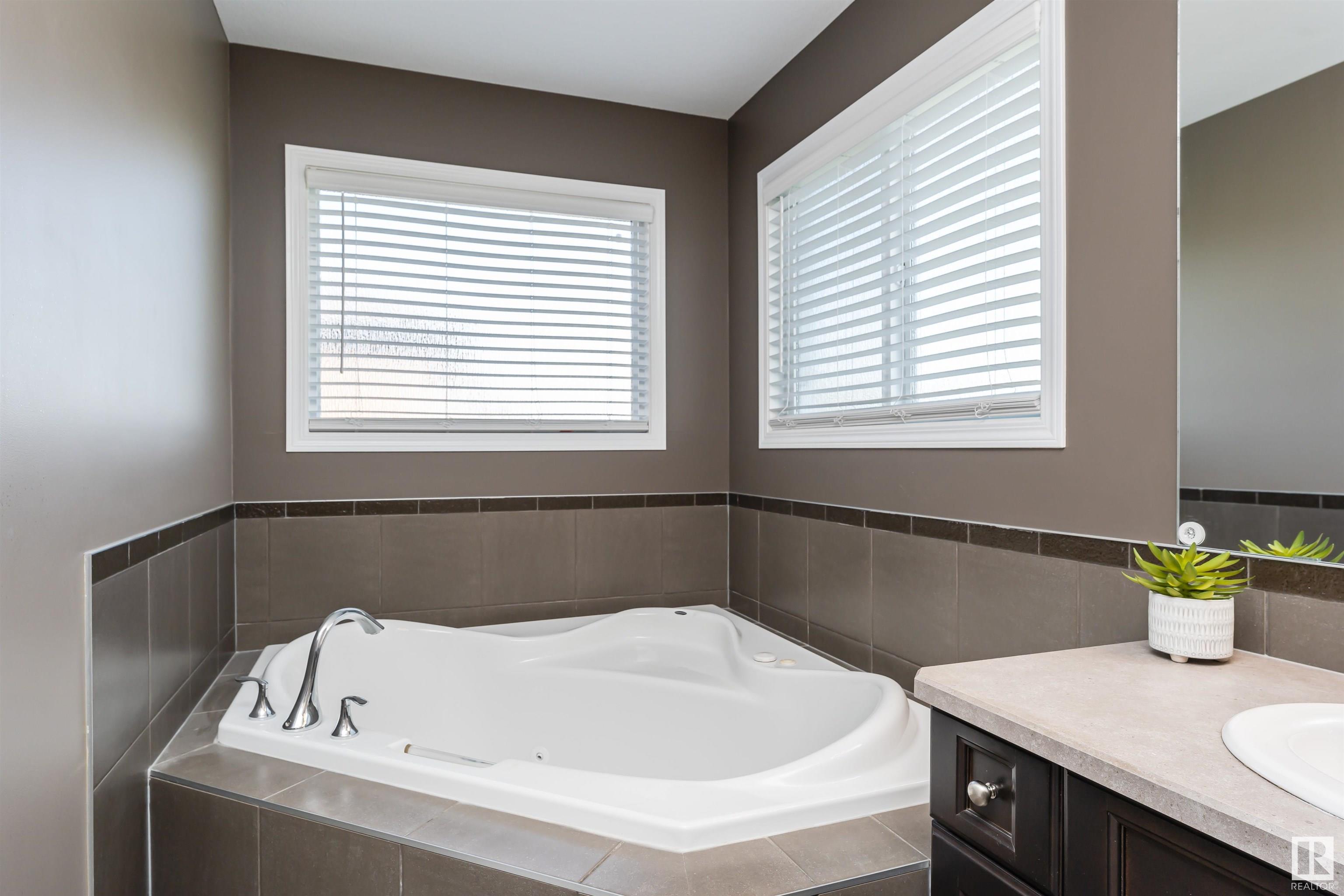 Photo 44 at 72 Rue Blanchard, Coloniale Estates, Beaumont