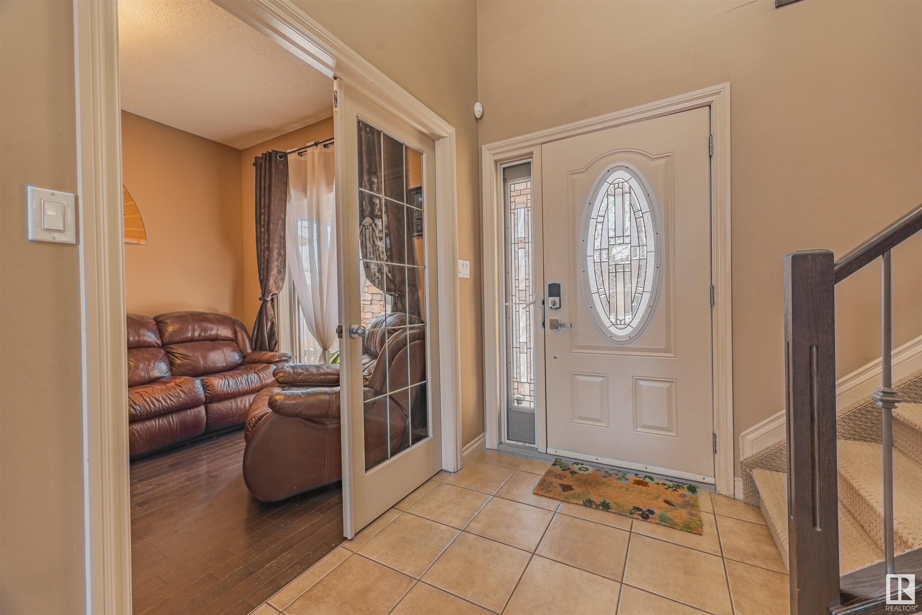 Photo 15 at 57 Homestead Crescent NW, Overlanders, Edmonton