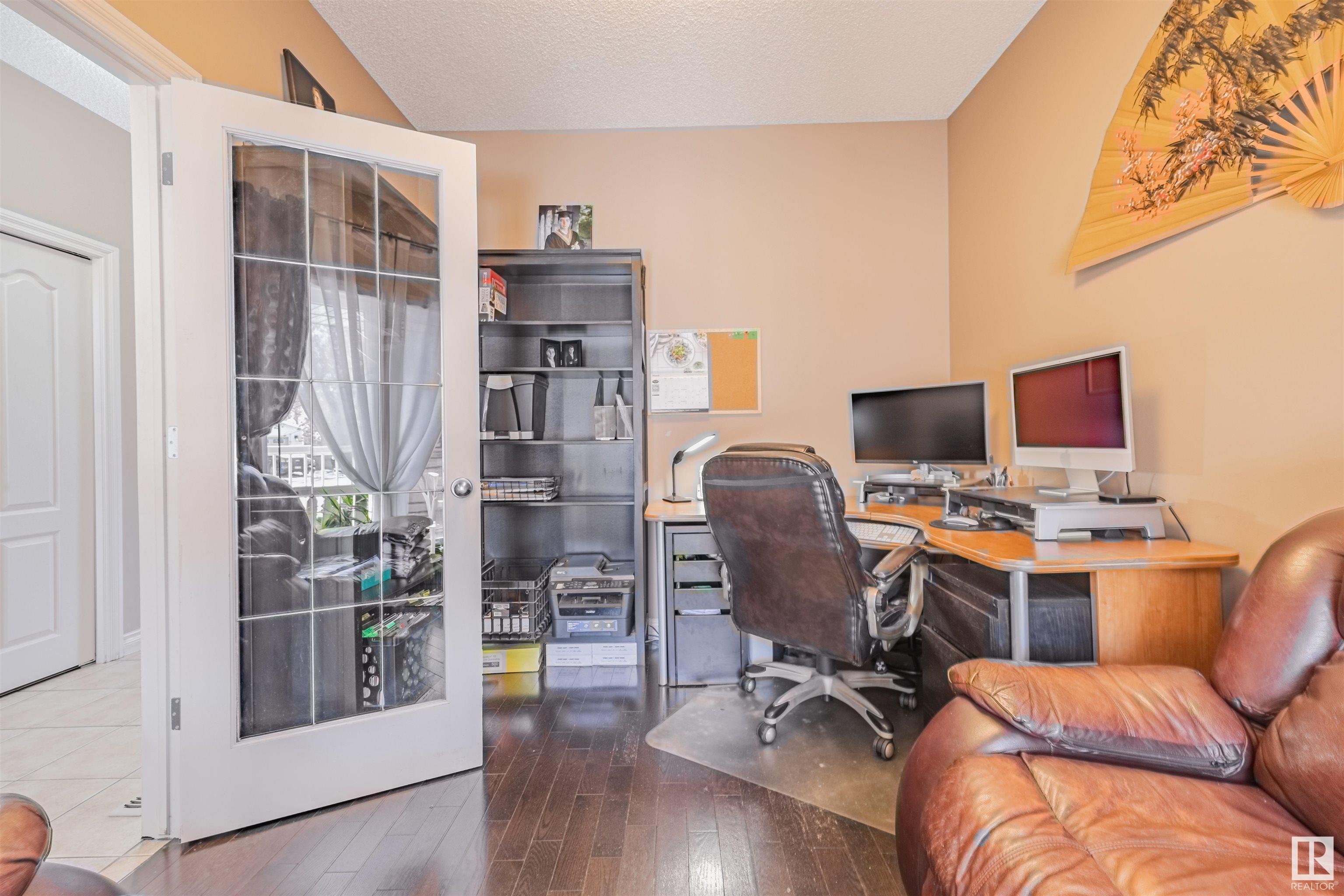 Photo 17 at 57 Homestead Crescent NW, Overlanders, Edmonton
