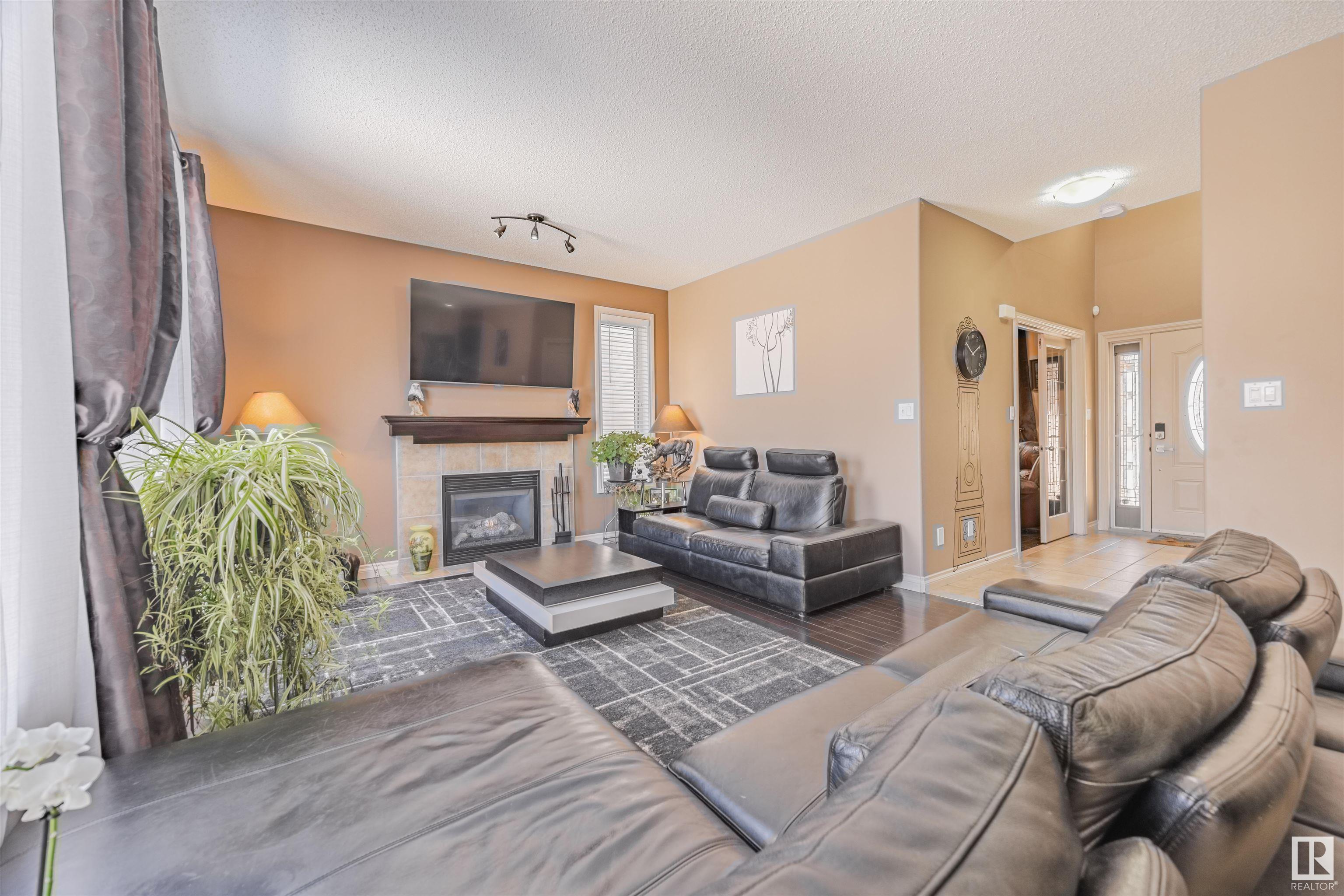 Photo 18 at 57 Homestead Crescent NW, Overlanders, Edmonton