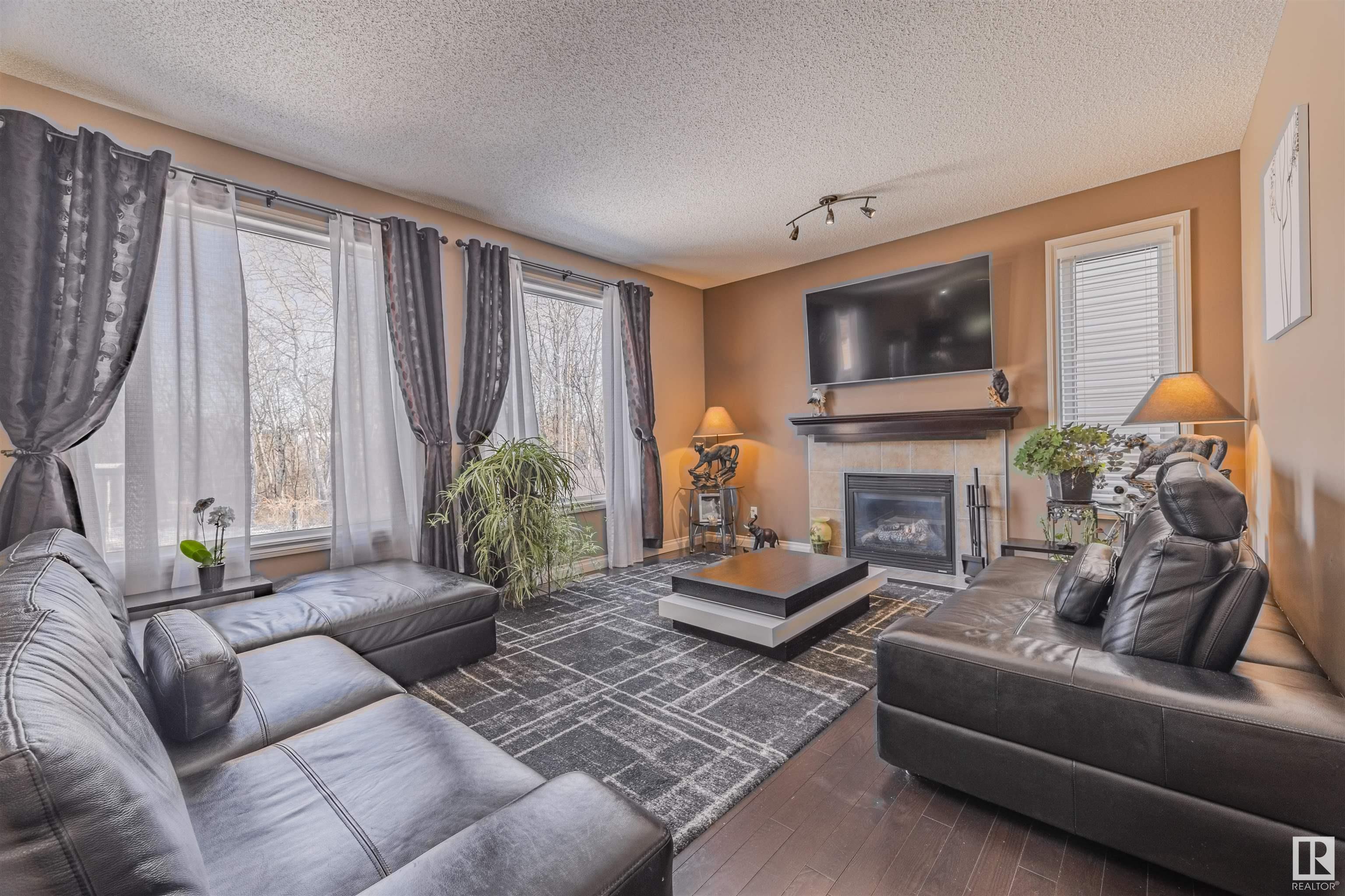 Photo 19 at 57 Homestead Crescent NW, Overlanders, Edmonton