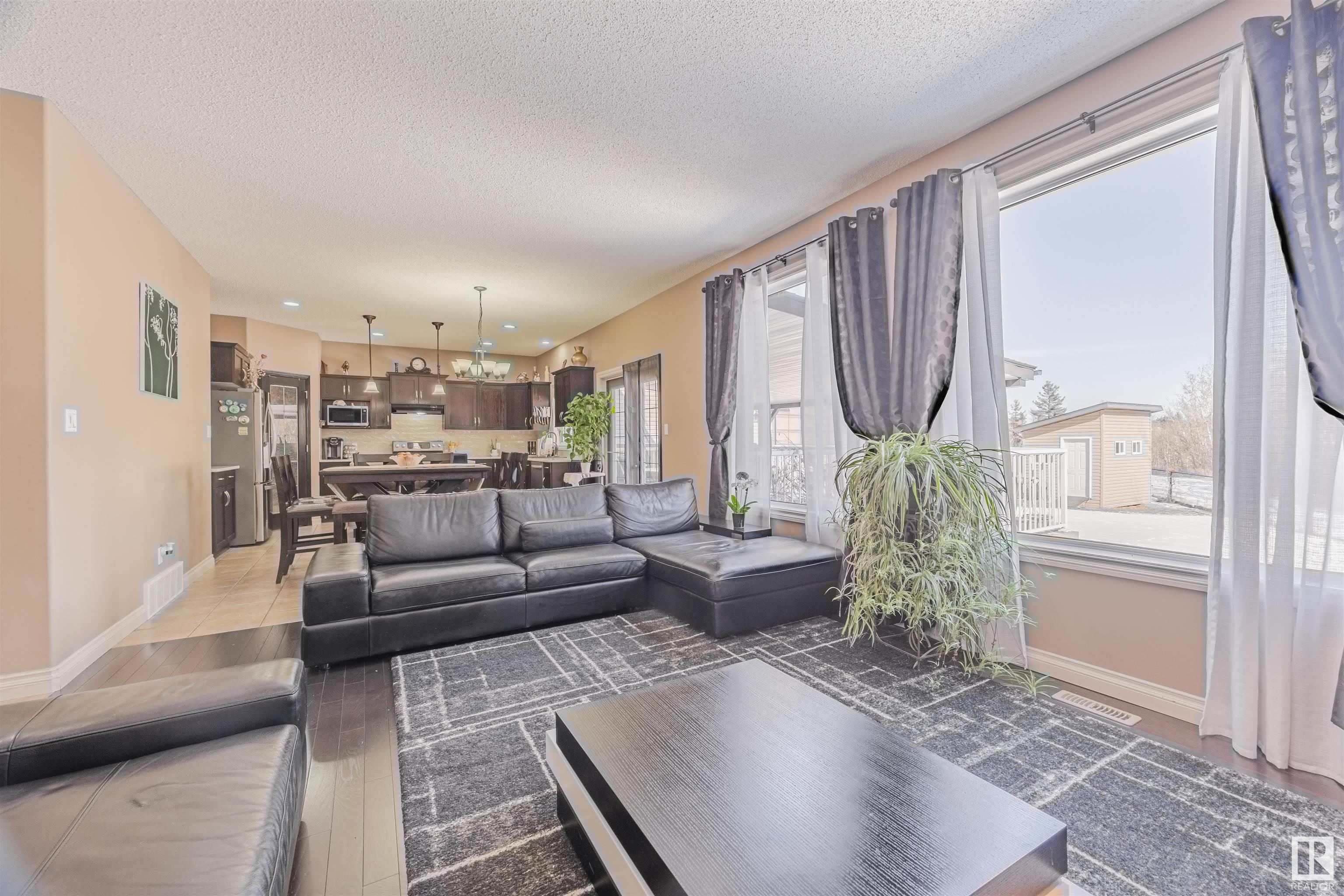 Photo 20 at 57 Homestead Crescent NW, Overlanders, Edmonton