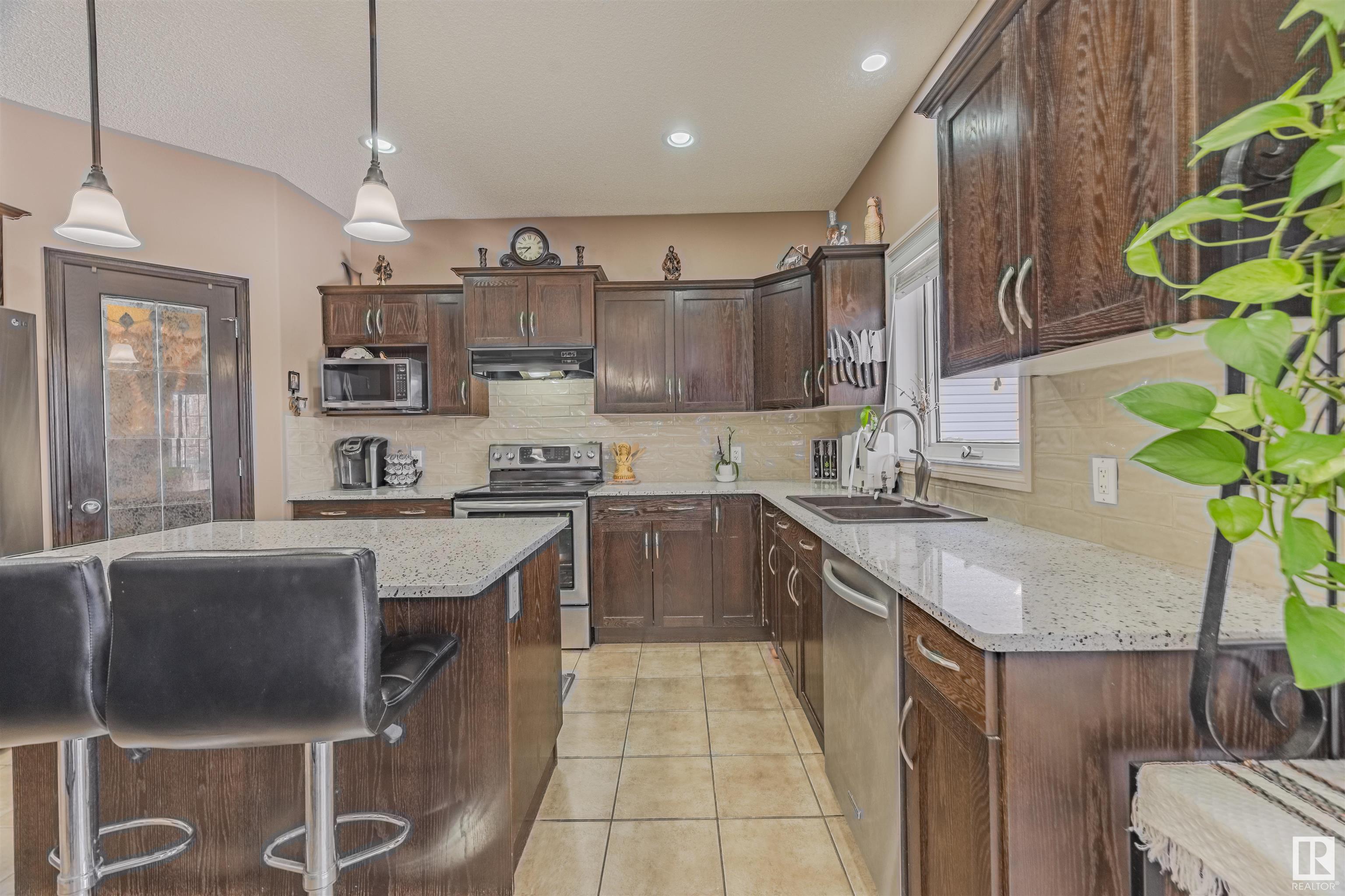 Photo 24 at 57 Homestead Crescent NW, Overlanders, Edmonton