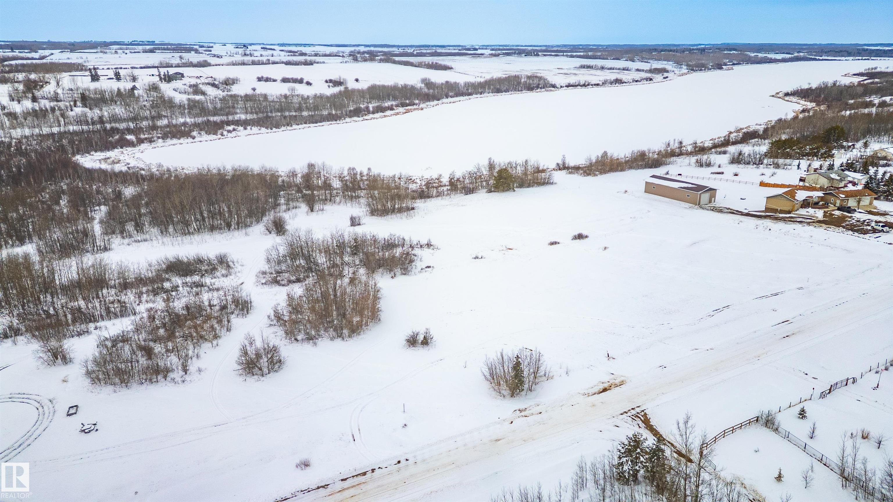 Photo 11 at 18 23329 Sh 651, Lily Lake Estates, Rural Sturgeon County