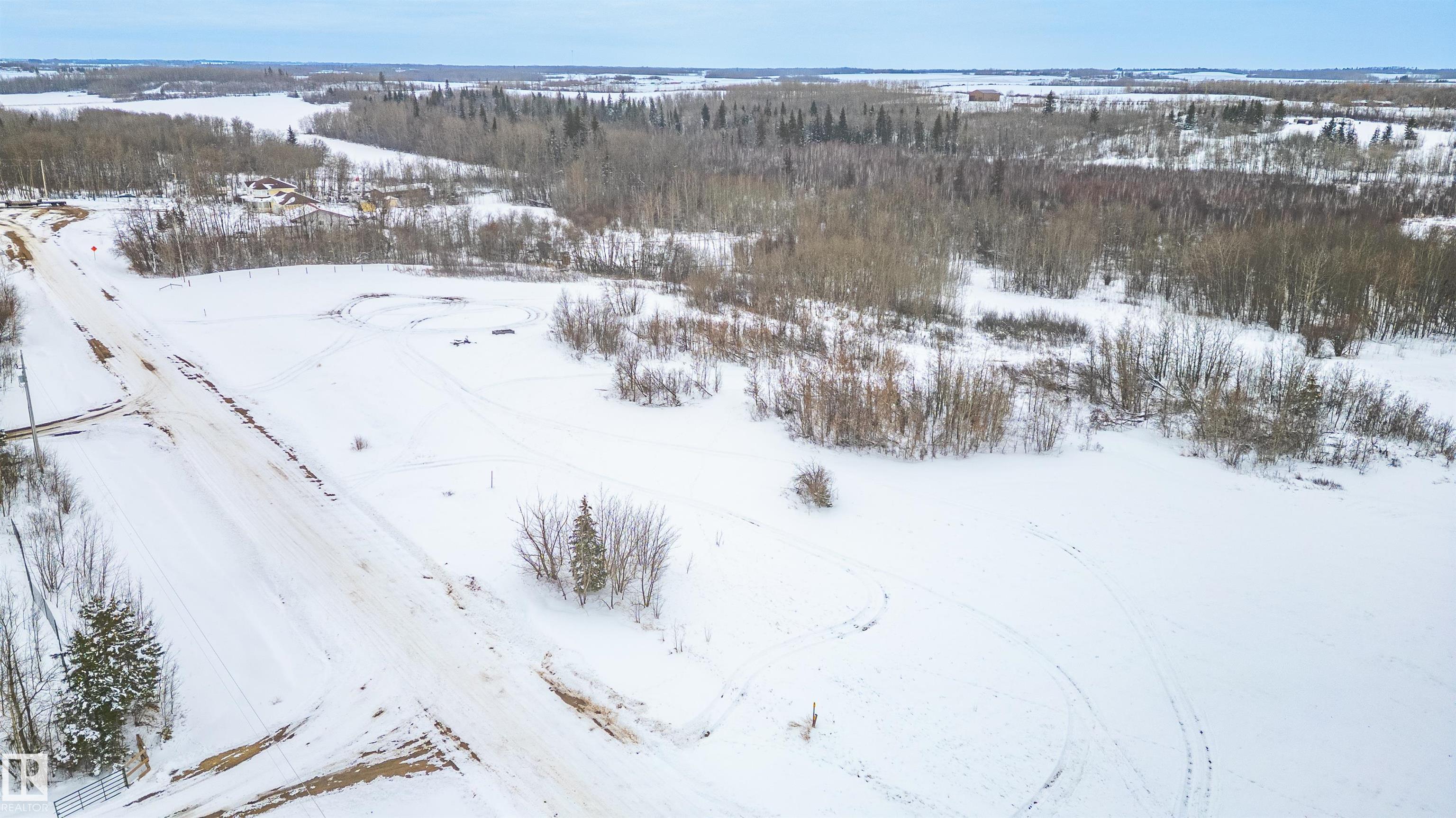 Photo 4 at 18 23329 Sh 651, Lily Lake Estates, Rural Sturgeon County