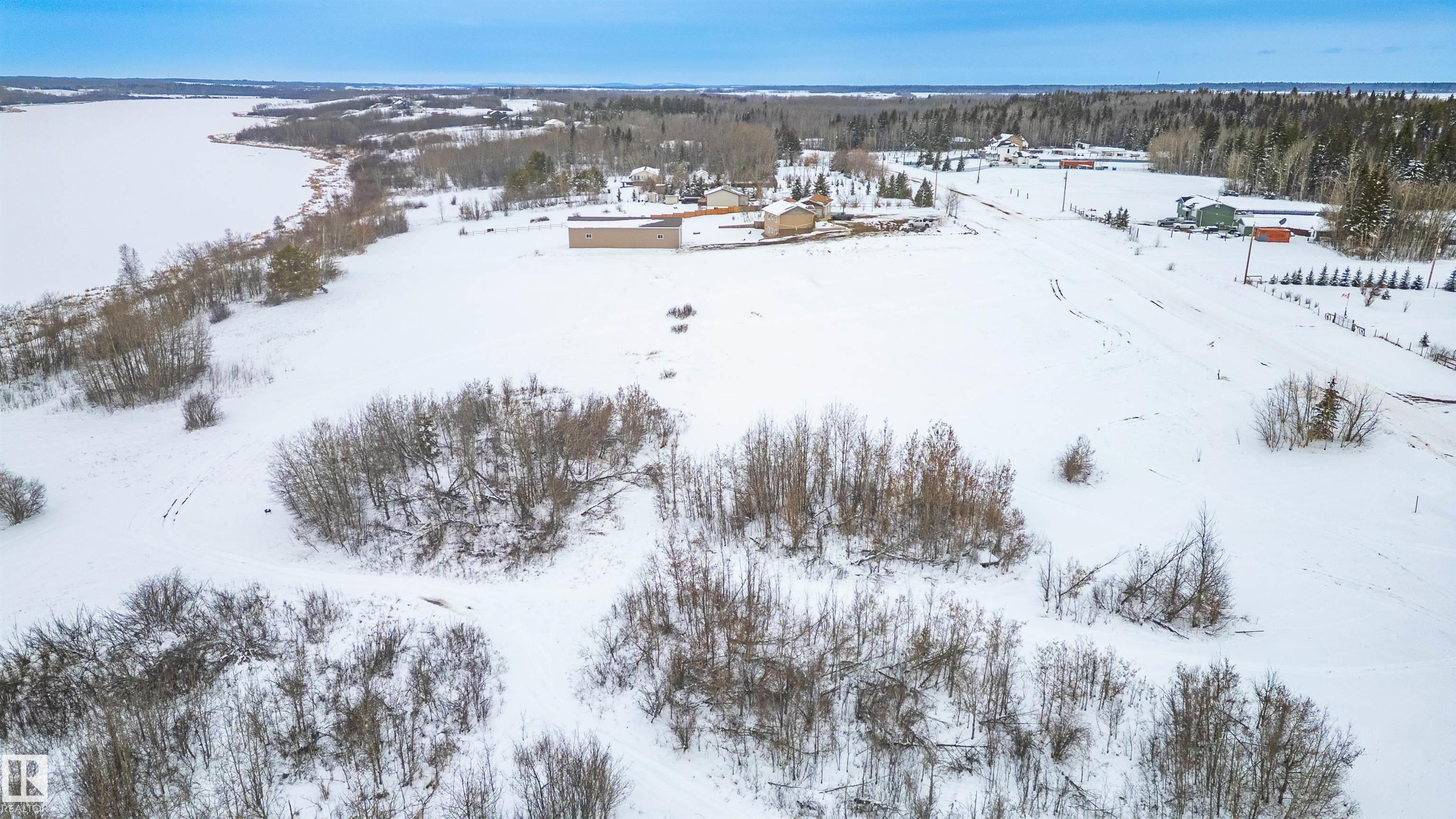 Photo 9 at 18 23329 Sh 651, Lily Lake Estates, Rural Sturgeon County