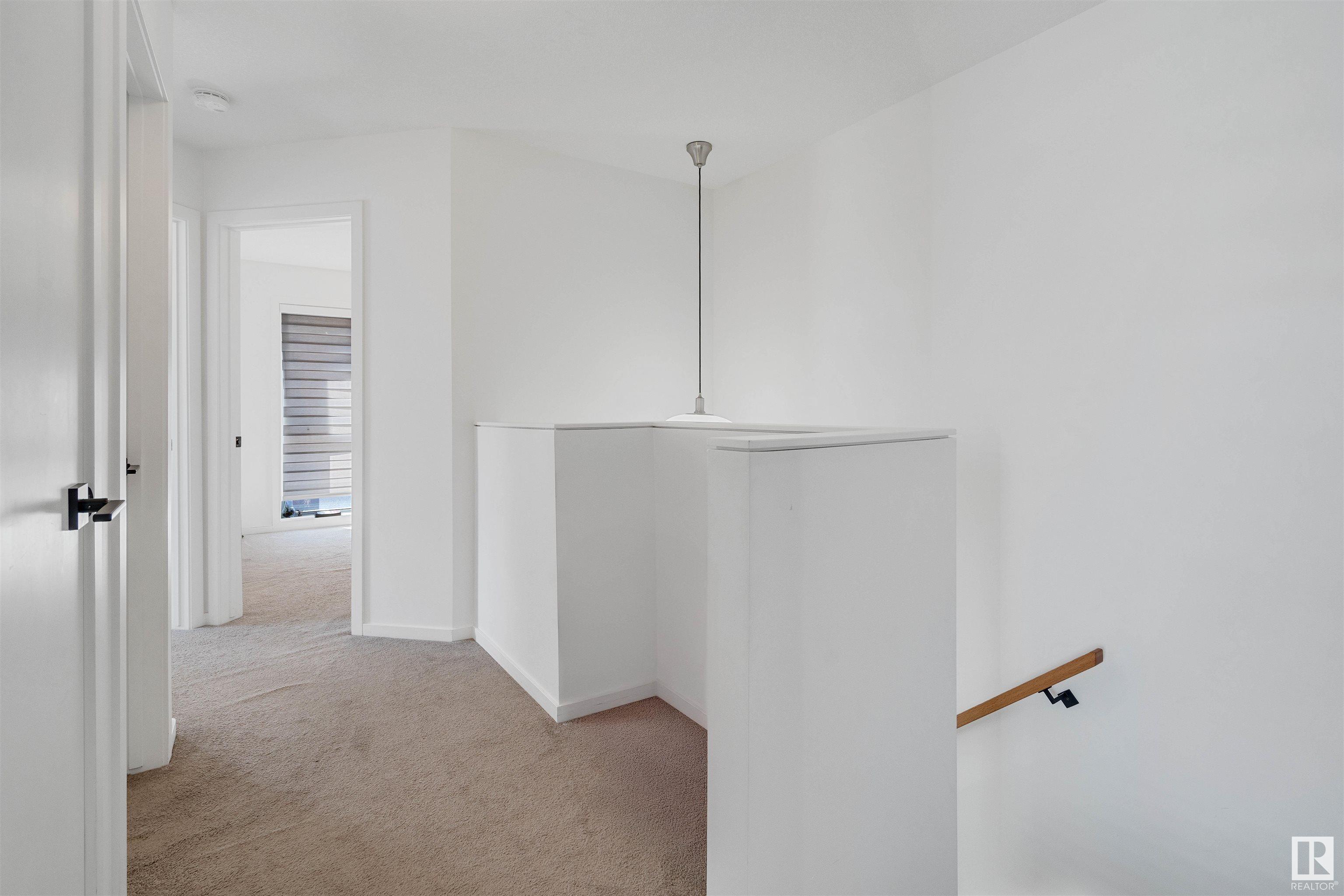 Photo 11 at 16204 102 Avenue NW, Britannia Youngstown, Edmonton