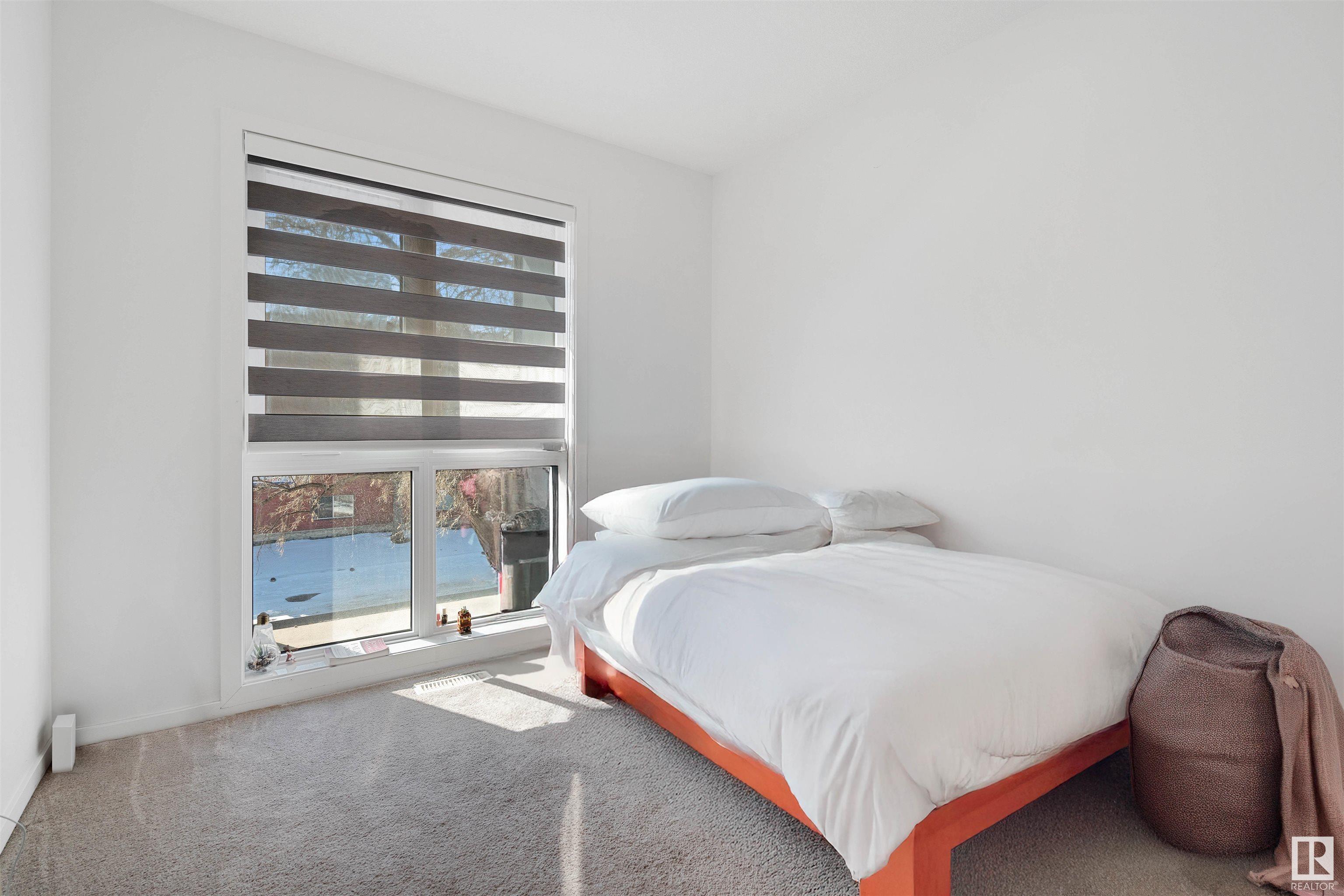 Photo 13 at 16204 102 Avenue NW, Britannia Youngstown, Edmonton