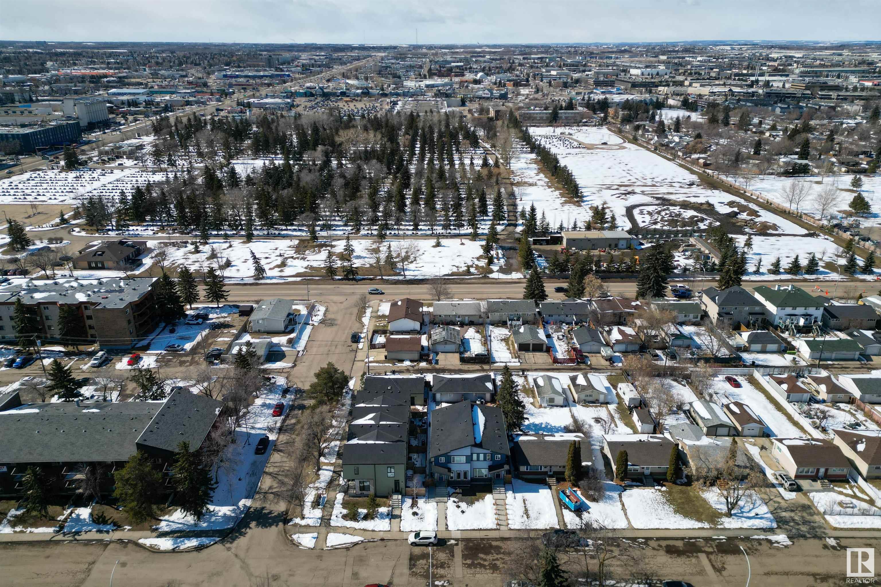 Photo 28 at 16204 102 Avenue NW, Britannia Youngstown, Edmonton