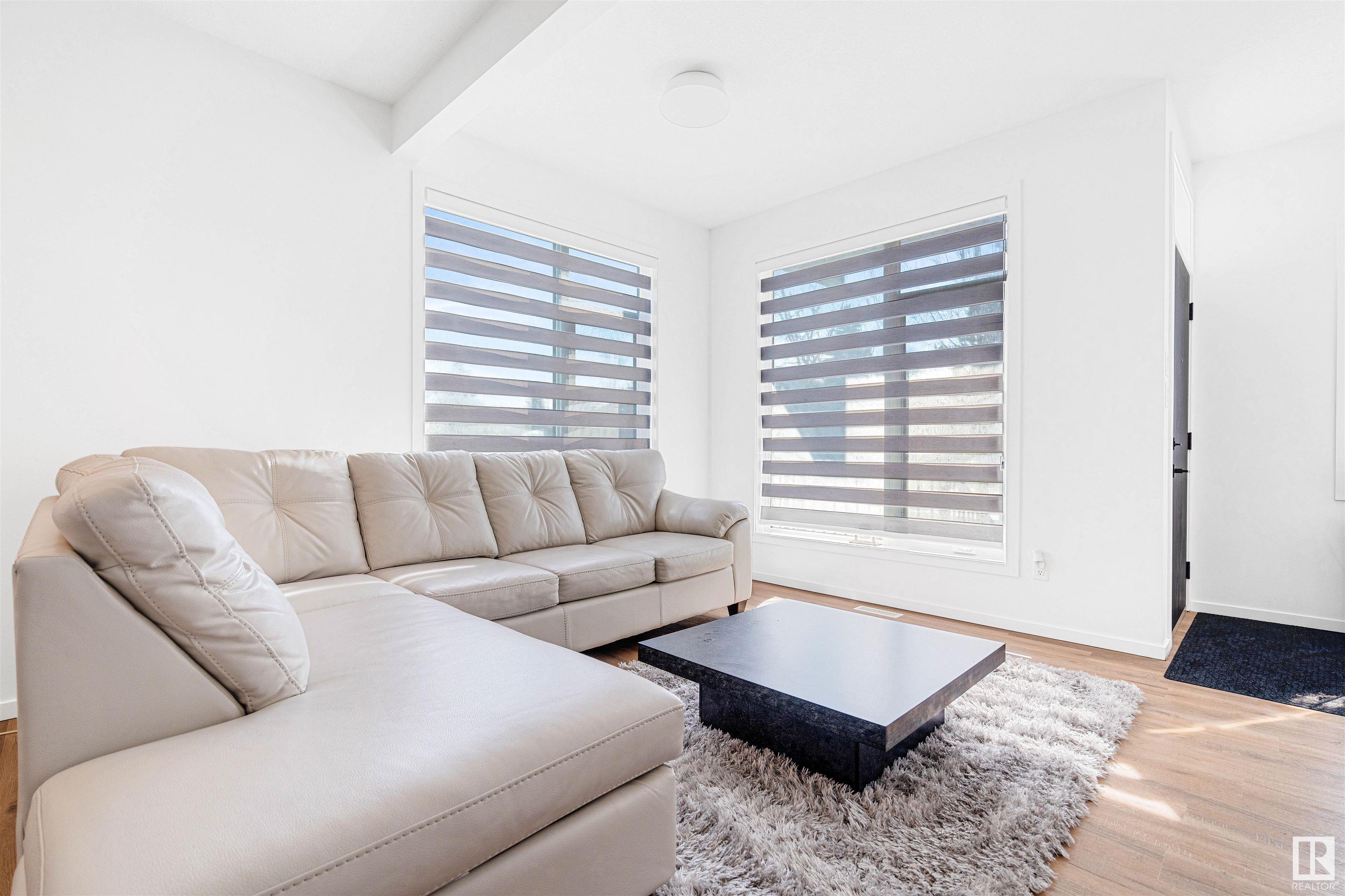 Photo 7 at 16204 102 Avenue NW, Britannia Youngstown, Edmonton
