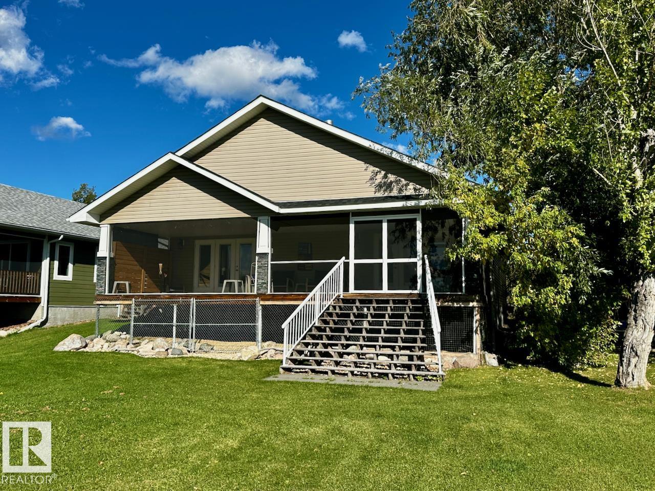 Photo 3 at 53026 Rge Road 43, Rizzie Beach, Rural Parkland County