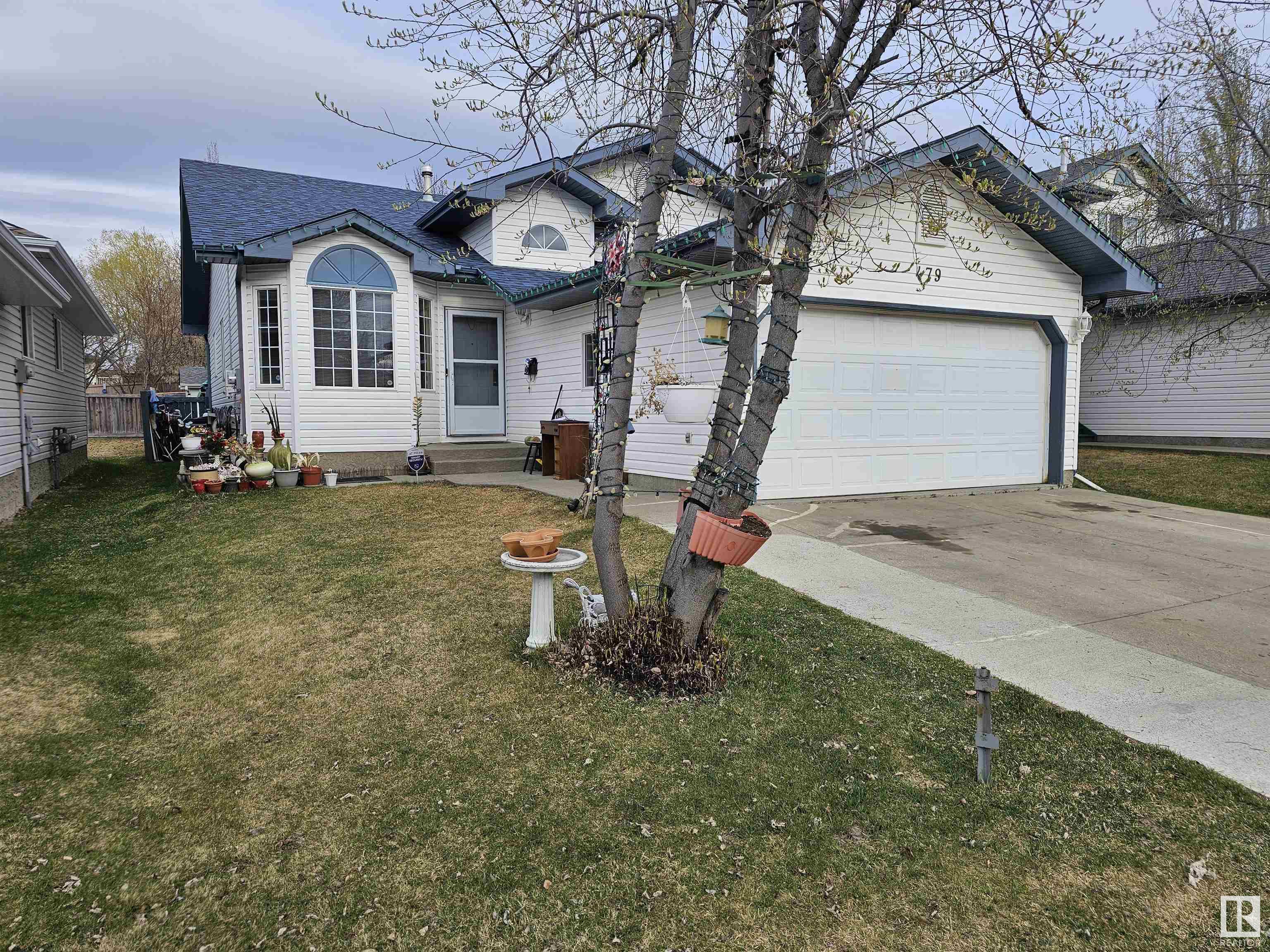 479 Rainbow Crescent, Regency Park, Sherwood Park 