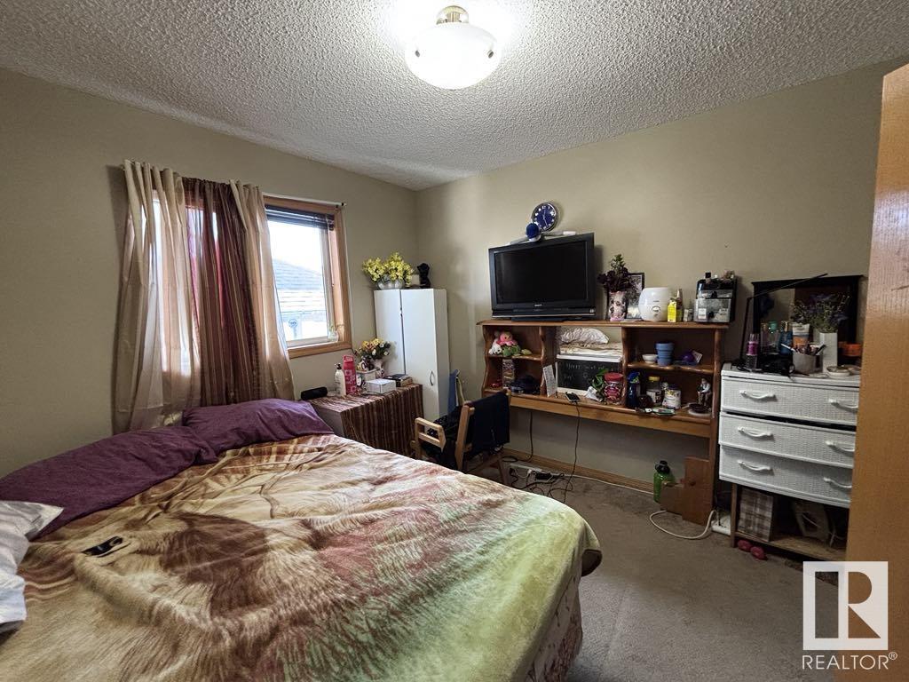Photo 11 at 479 Rainbow Crescent, Regency Park, Sherwood Park