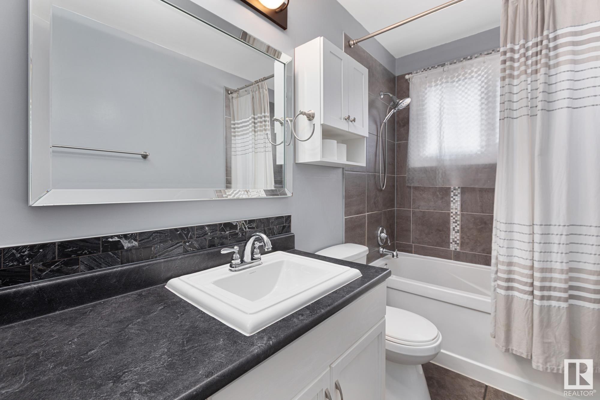 Photo 19 at 10116 104 Avenue, Morinville