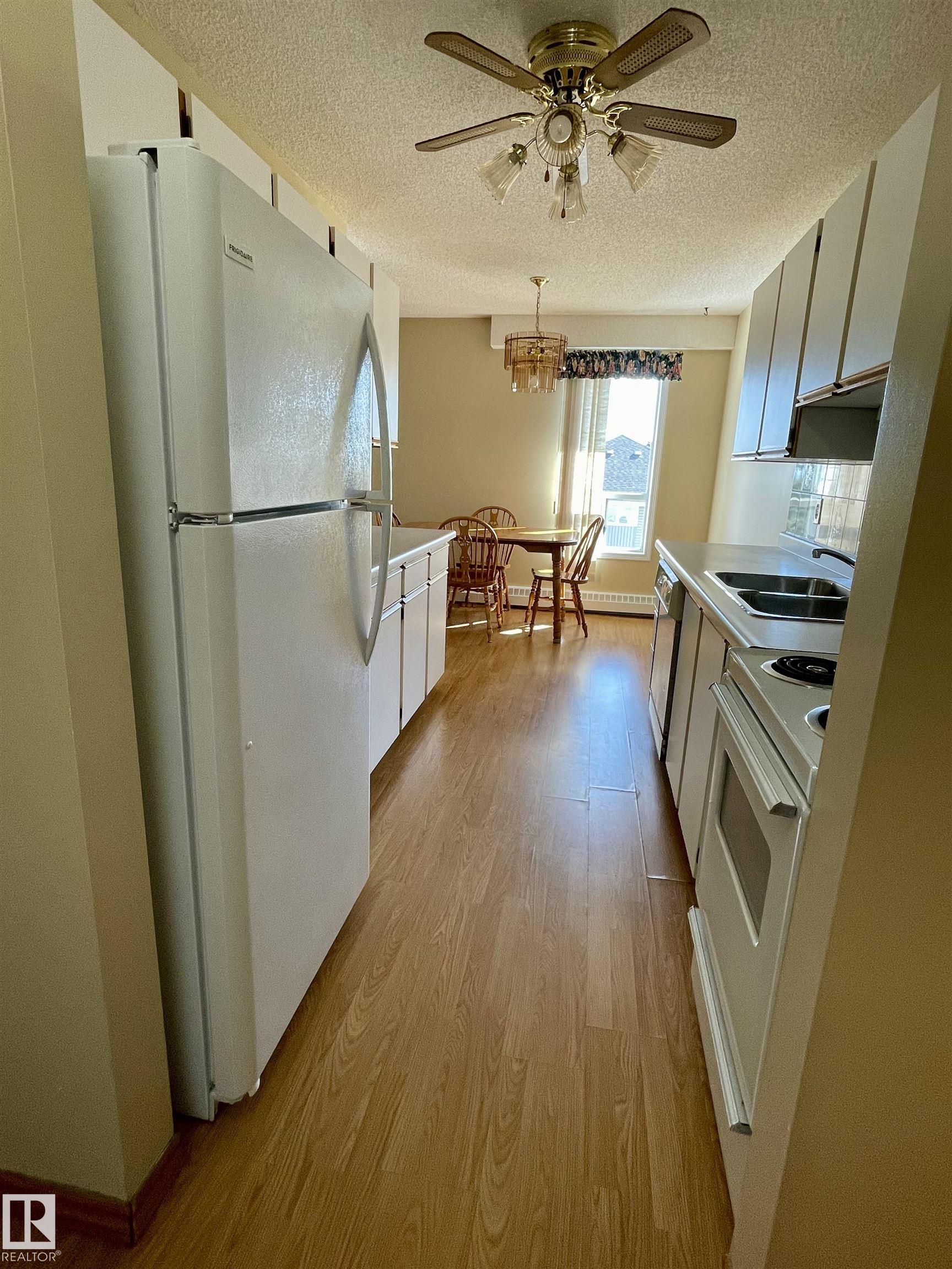 Photo 5 at 306 - 4812 51 Avenue, Downtown, Stony Plain
