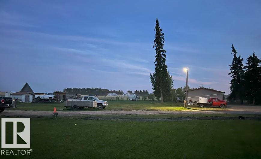 Photo 2 at A49523 Rge Road 261, None, Rural Leduc County