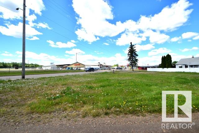 Photo 6 at 5101 6 Street, Boyle