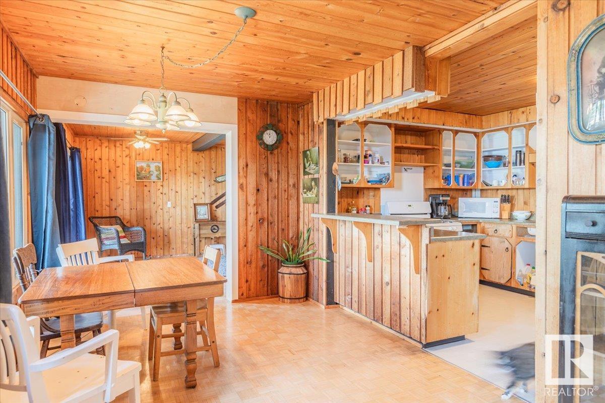 Photo 16 at #10 48031 Rge Rd 271, Wizard Lake Estates, Rural Leduc County