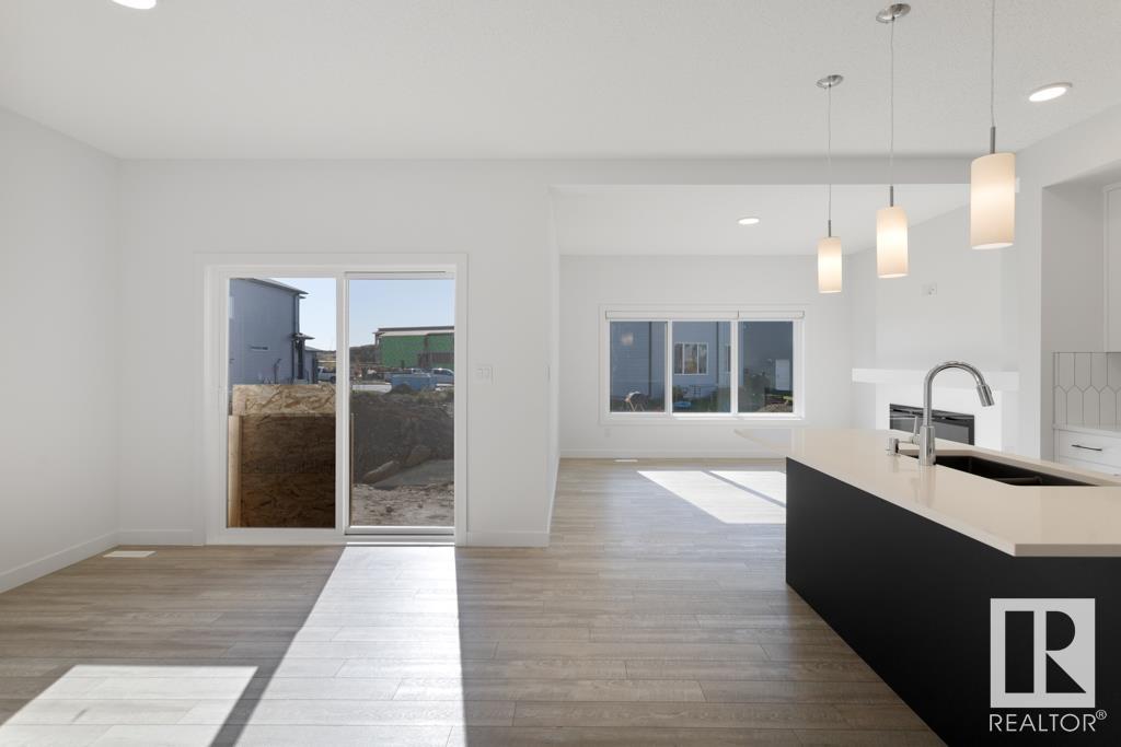 Photo 15 at 19007 20 Avenue Nw, River's Edge, Edmonton
