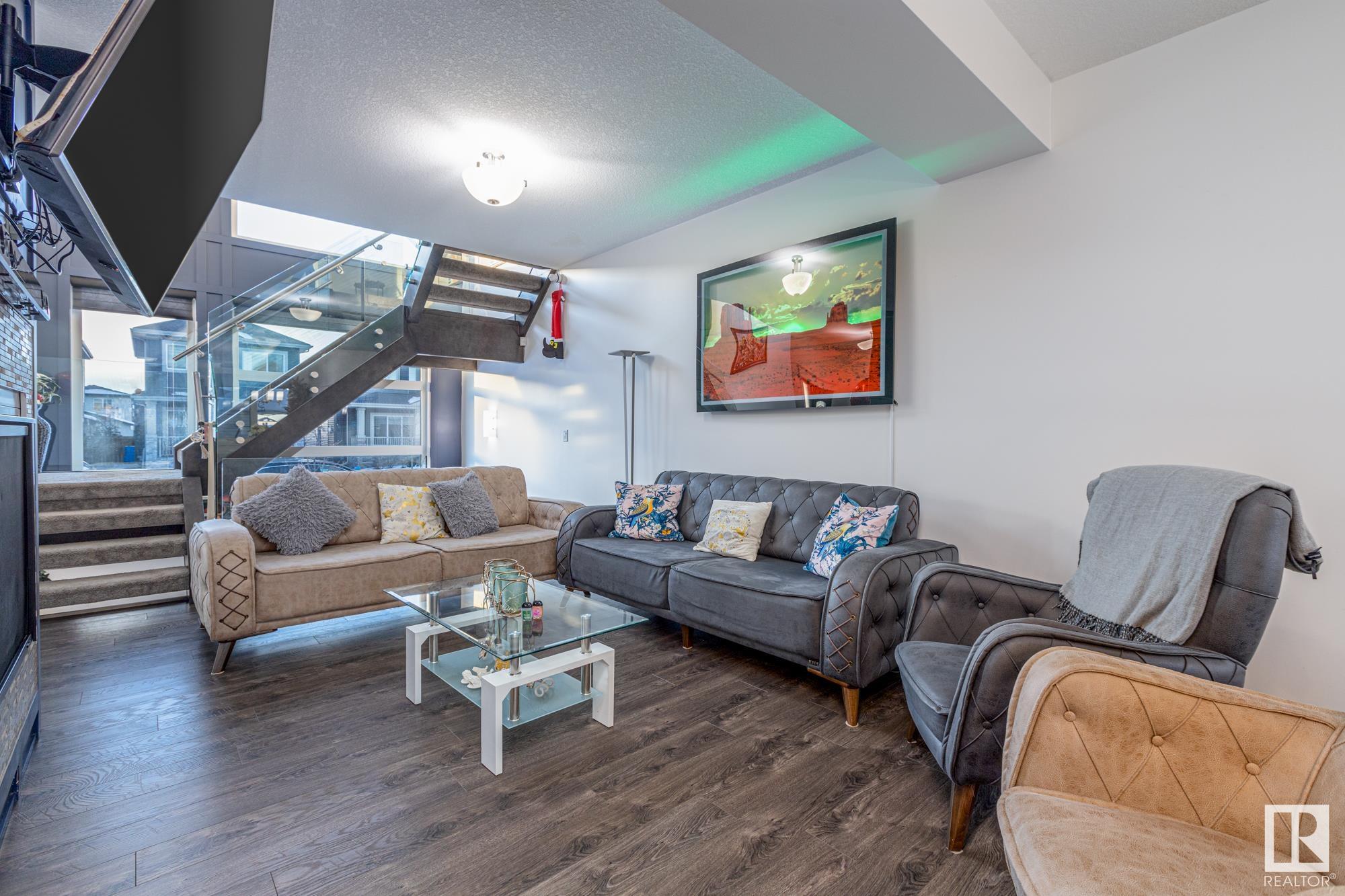 Photo 5 at 18111 75 Street Nw, Crystallina Nera West, Edmonton