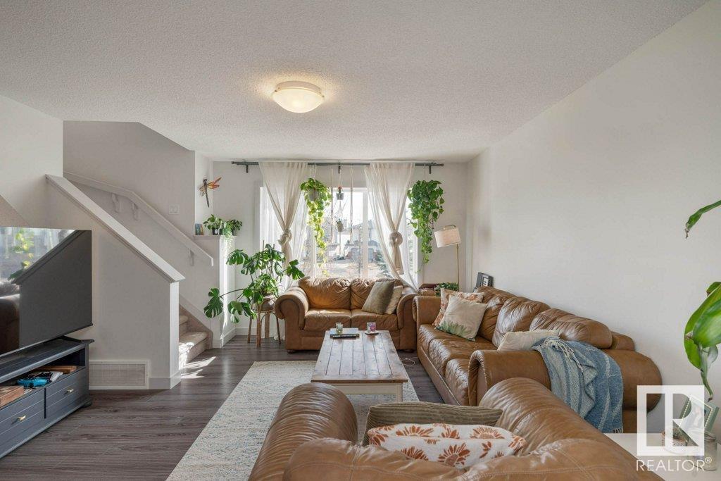Photo 8 at 12 - 2121 Haddow Drive Nw, Haddow, Edmonton