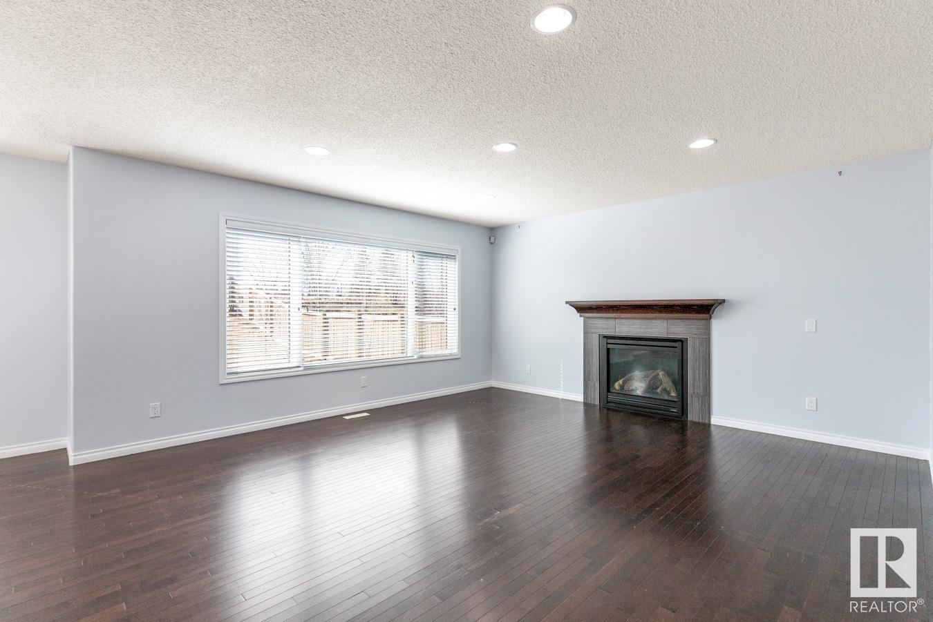 Photo 19 at 20511 93 Avenue Nw, Webber Greens, Edmonton