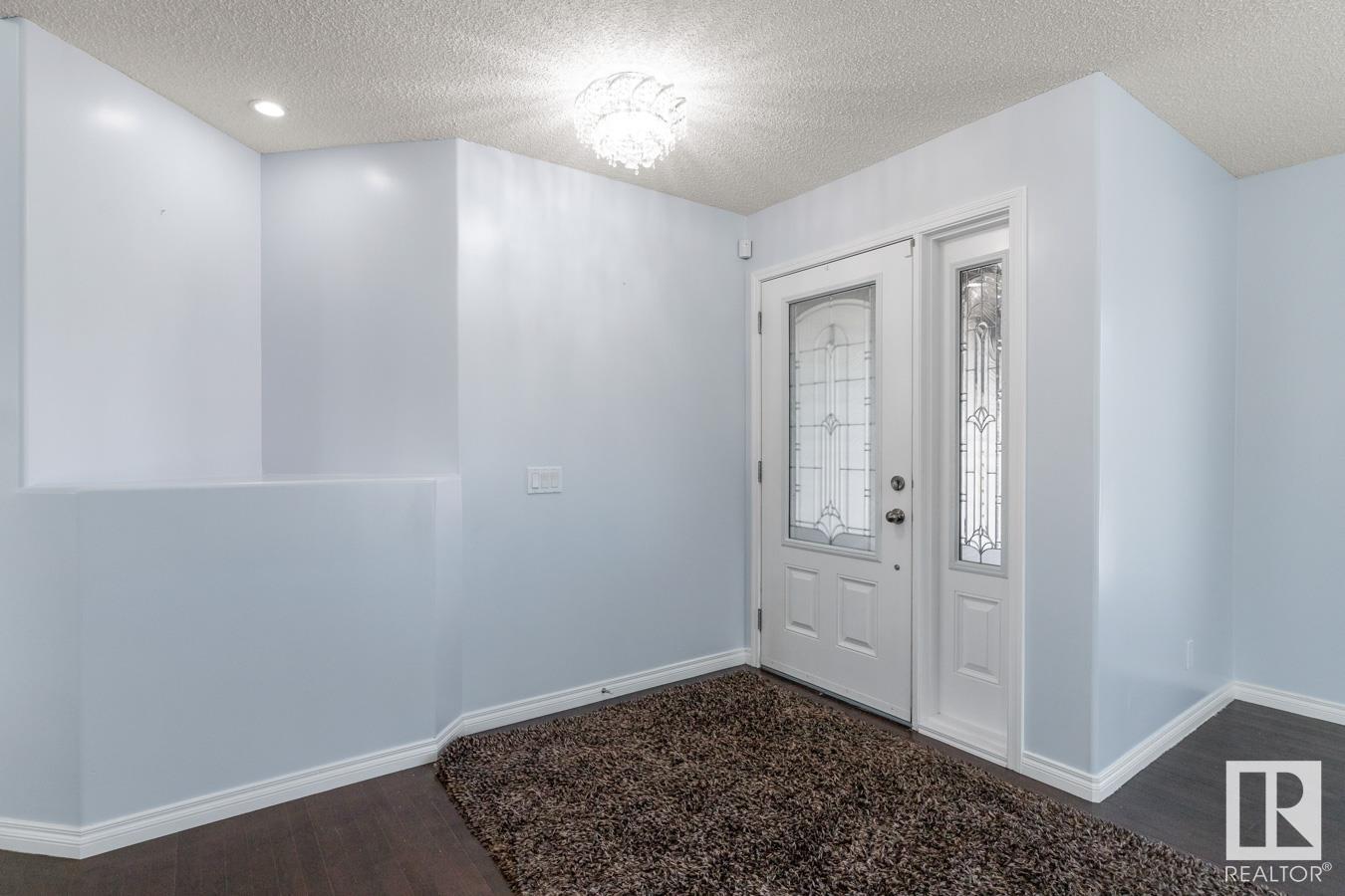 Photo 6 at 20511 93 Avenue Nw, Webber Greens, Edmonton