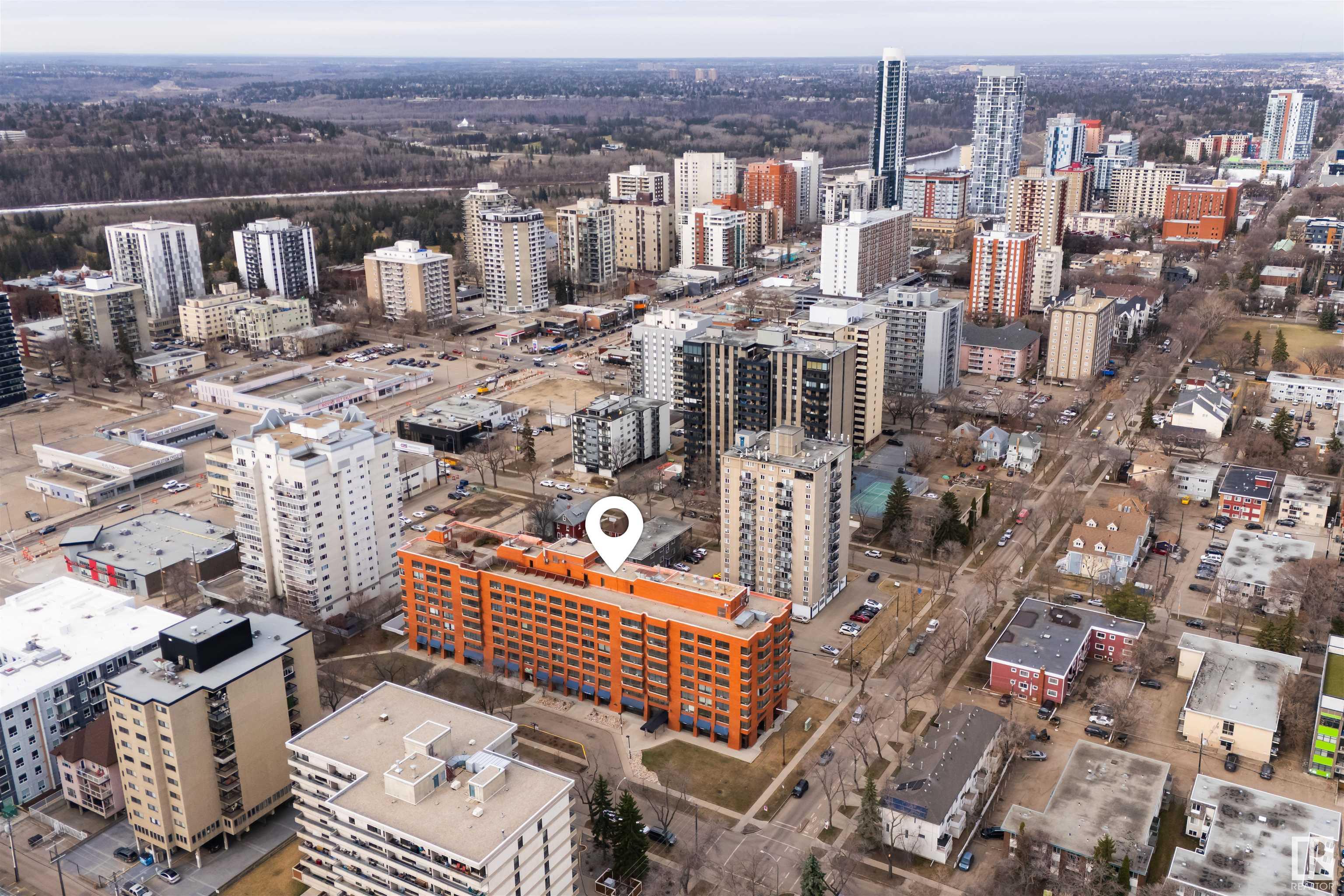 Photo 13 at 216 - 10160 114 Street Nw, Wîhkwêntôwin, Edmonton