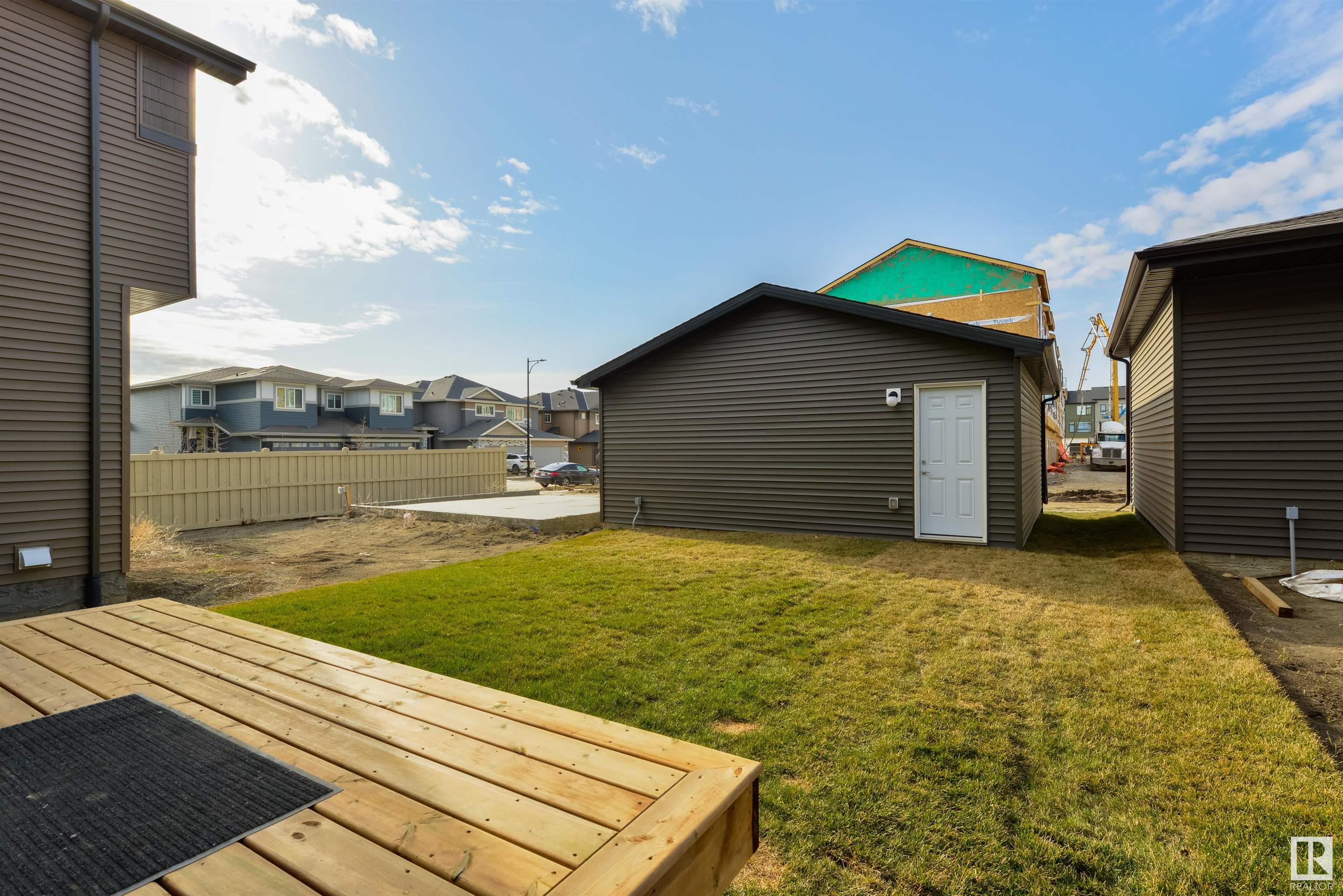 Photo 4 at 15 Edgefield Way, Erin Ridge North, St. Albert
