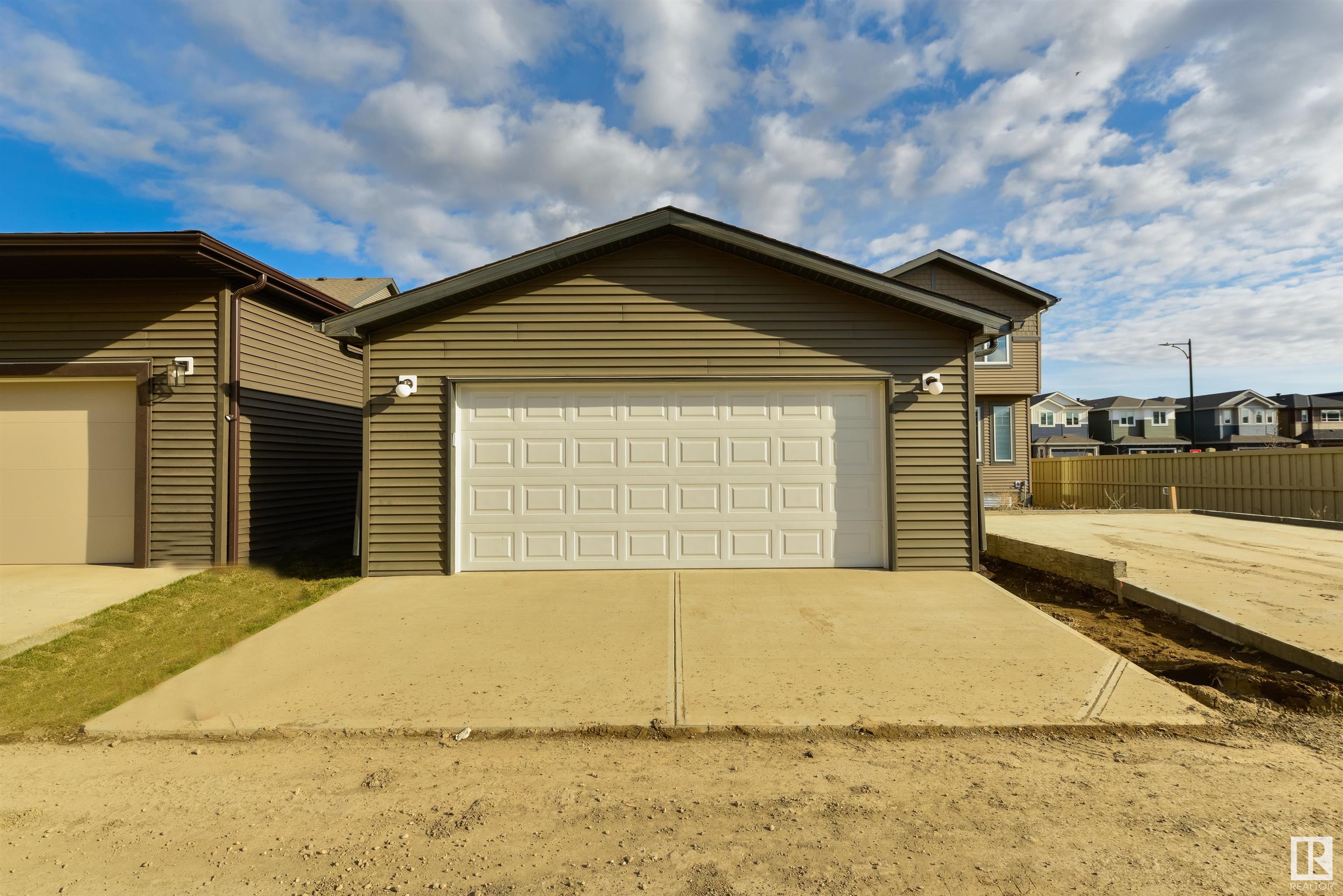 Photo 7 at 15 Edgefield Way, Erin Ridge North, St. Albert