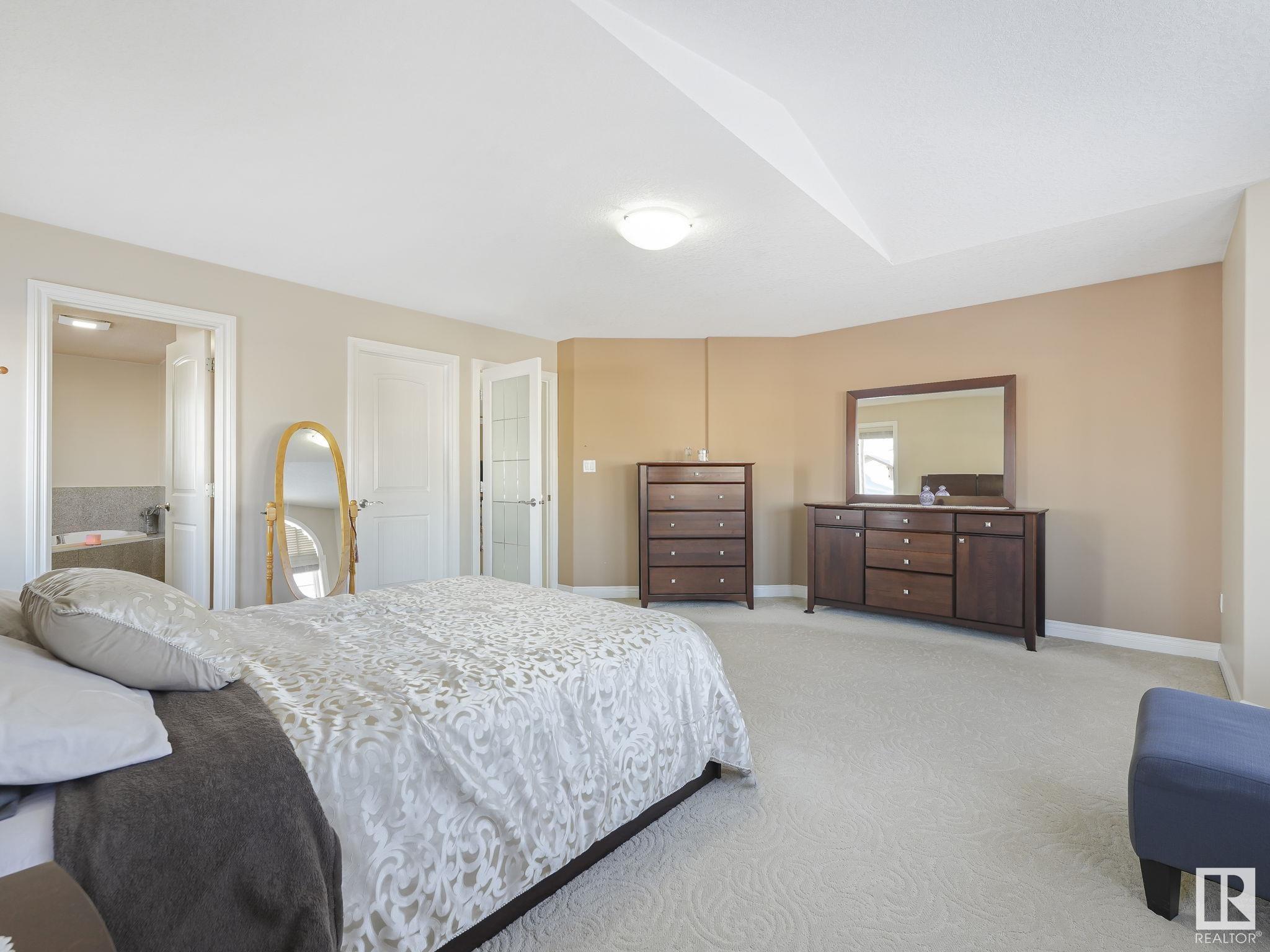 Photo 33 at 15743 95 Street NW, Eaux Claires, Edmonton