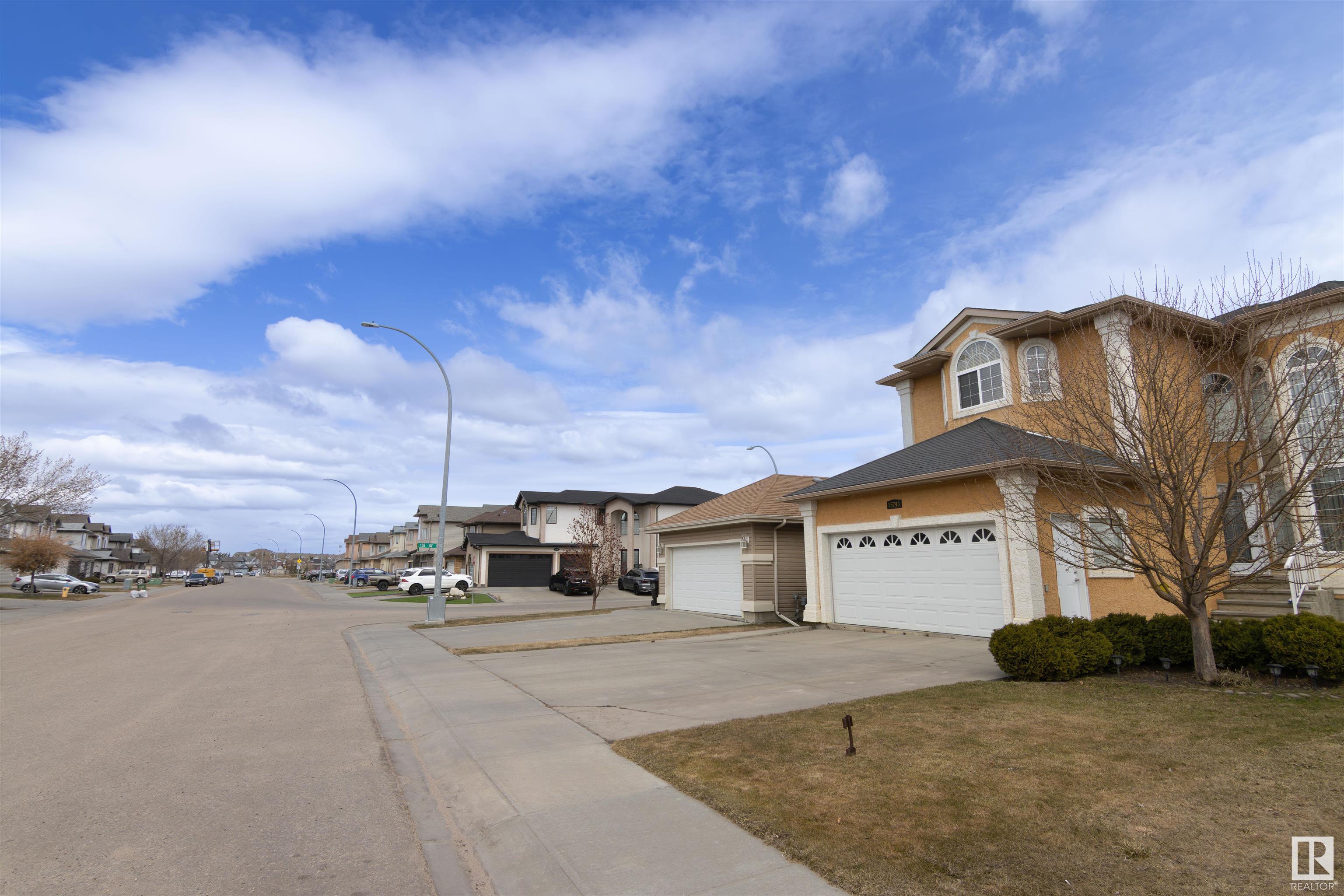 Photo 52 at 15743 95 Street NW, Eaux Claires, Edmonton