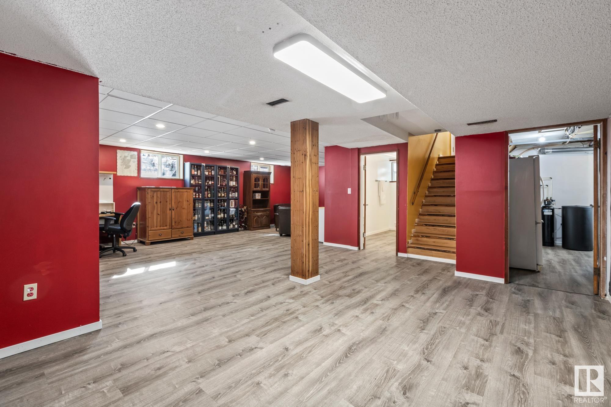 Photo 23 at 9513 81 Street Nw, Holyrood, Edmonton