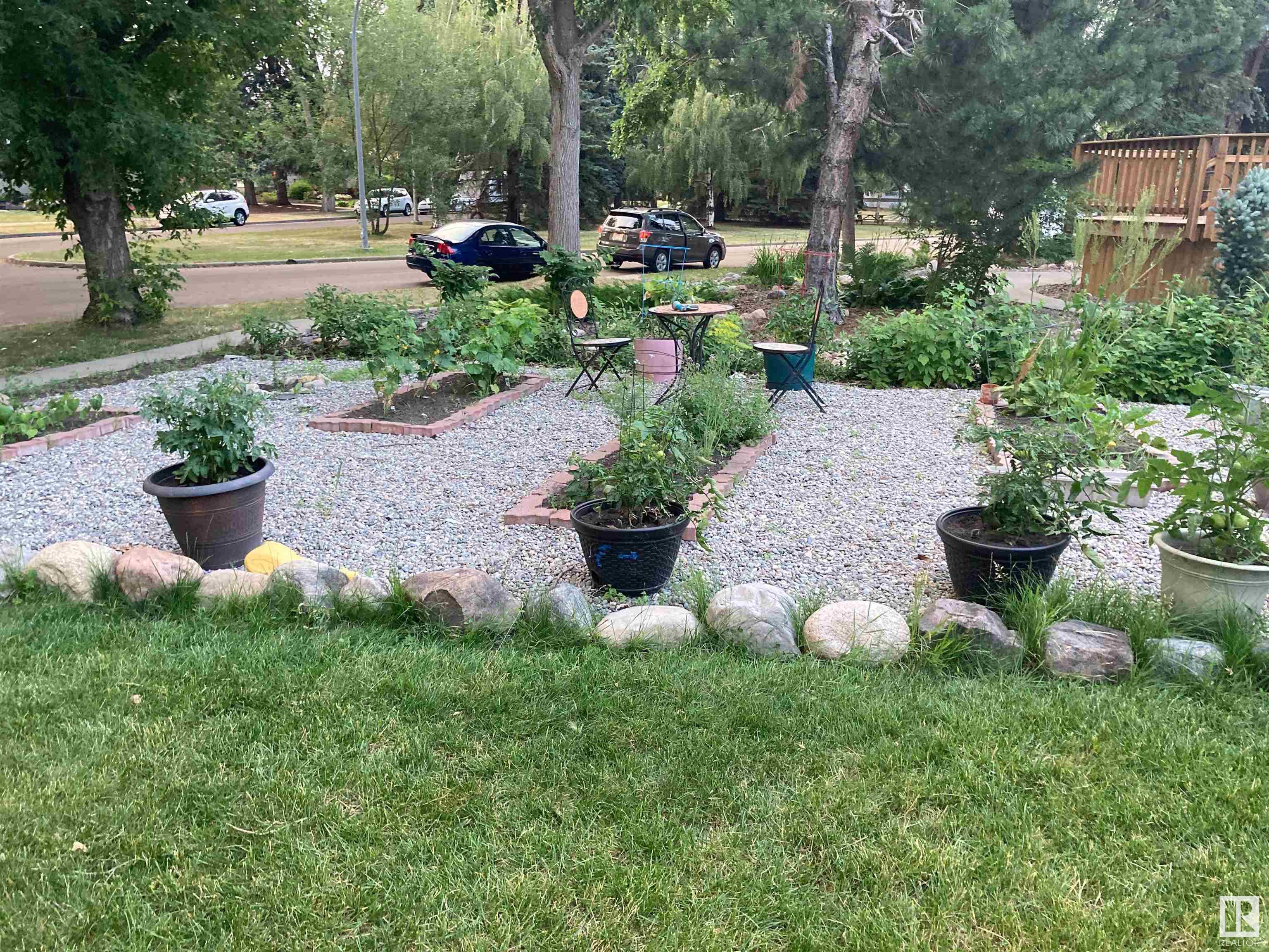 Photo 4 at 9513 81 Street Nw, Holyrood, Edmonton