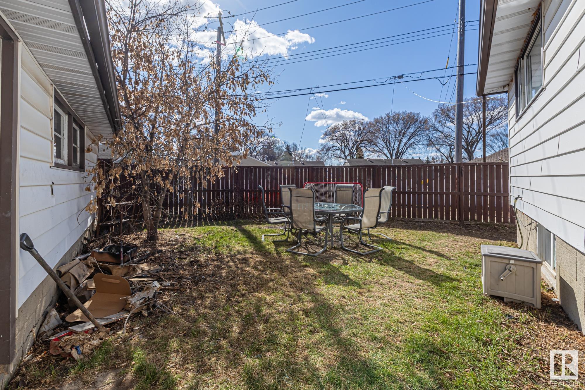 Photo 33 at 9513 81 Street Nw, Holyrood, Edmonton